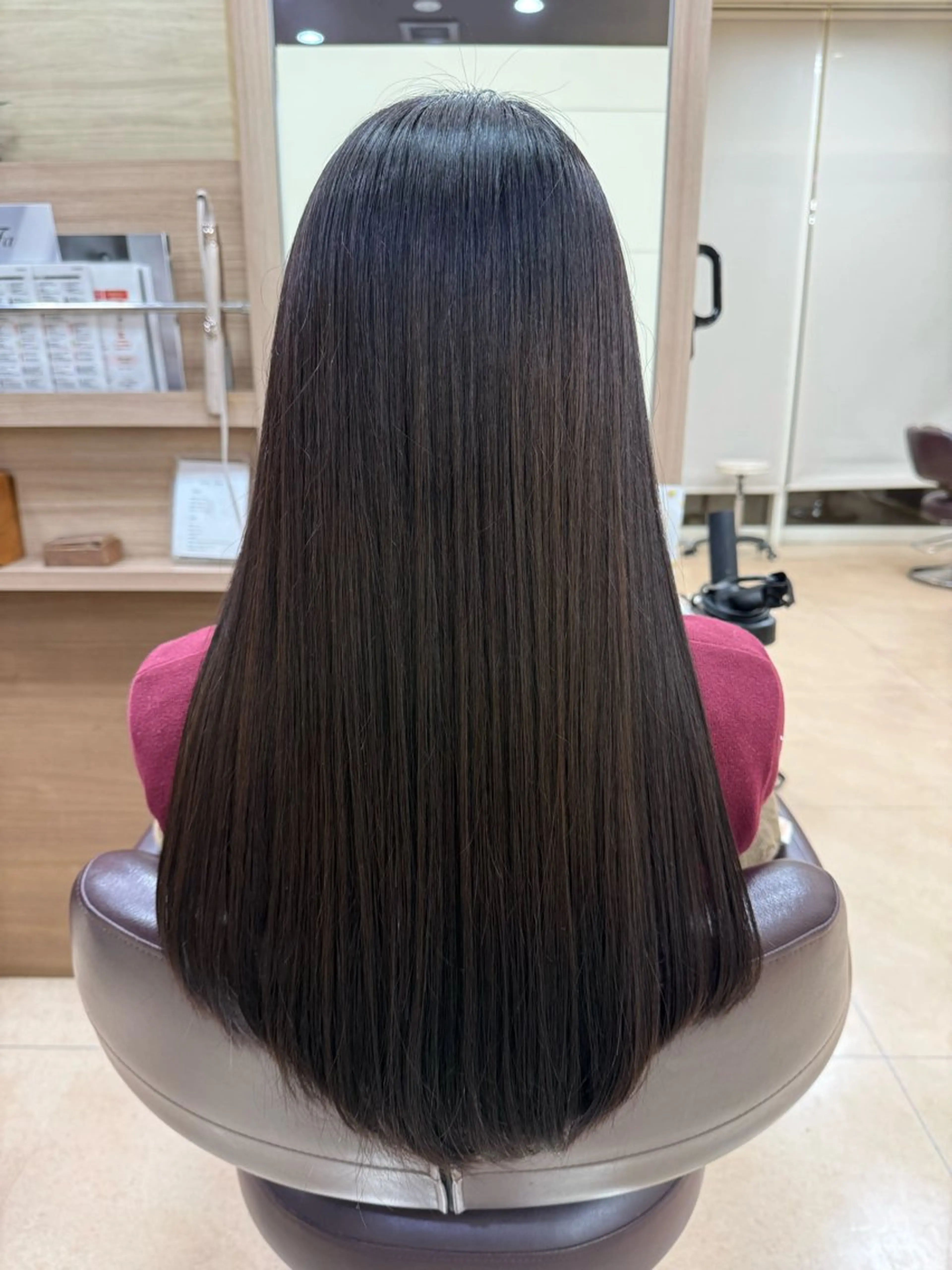 ロング カット トリートメント 茅根 紗加のヘアスタイル