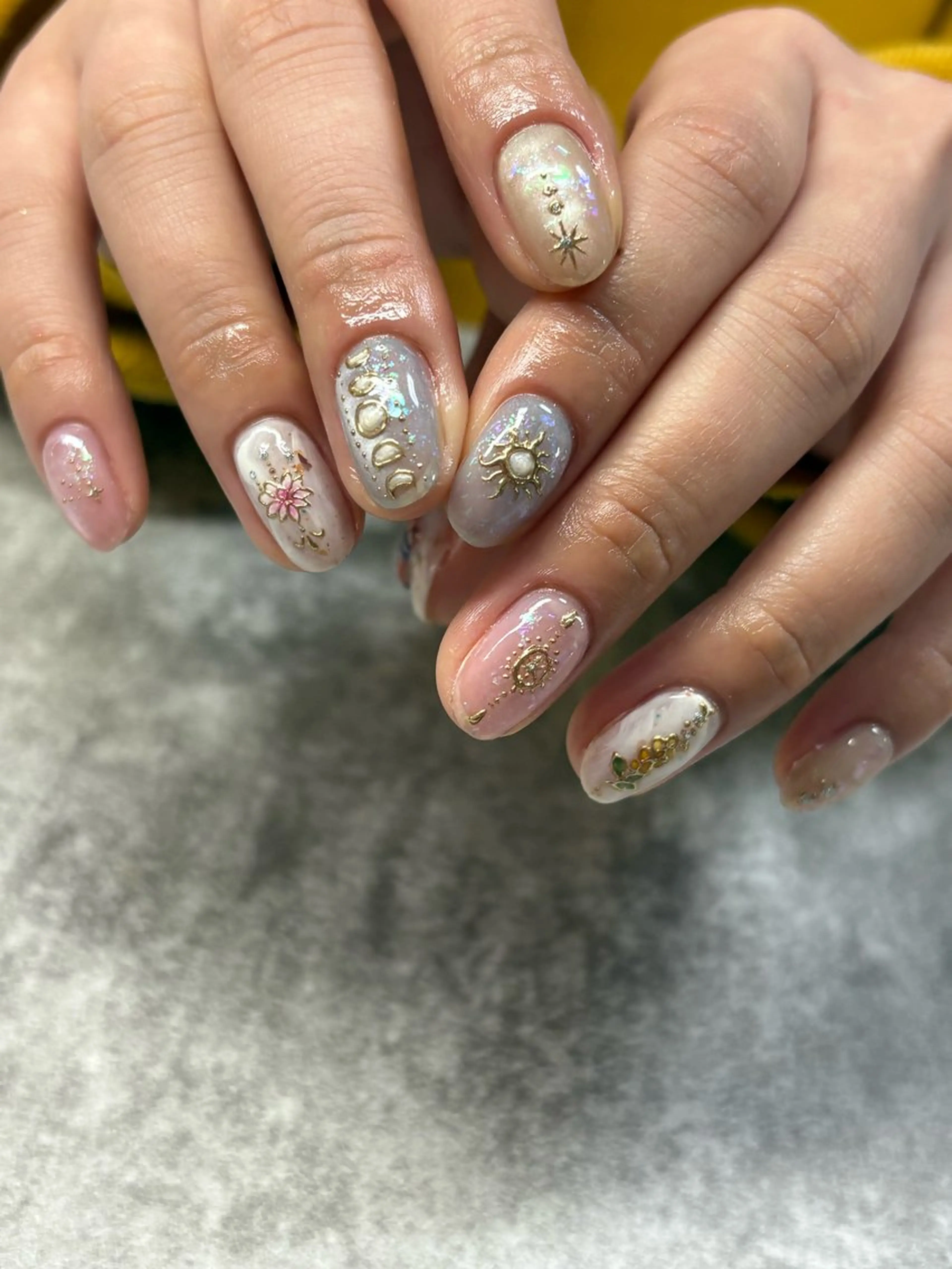 ネイル ハンドネイル FIORITURA Maikoのネイルデザイン