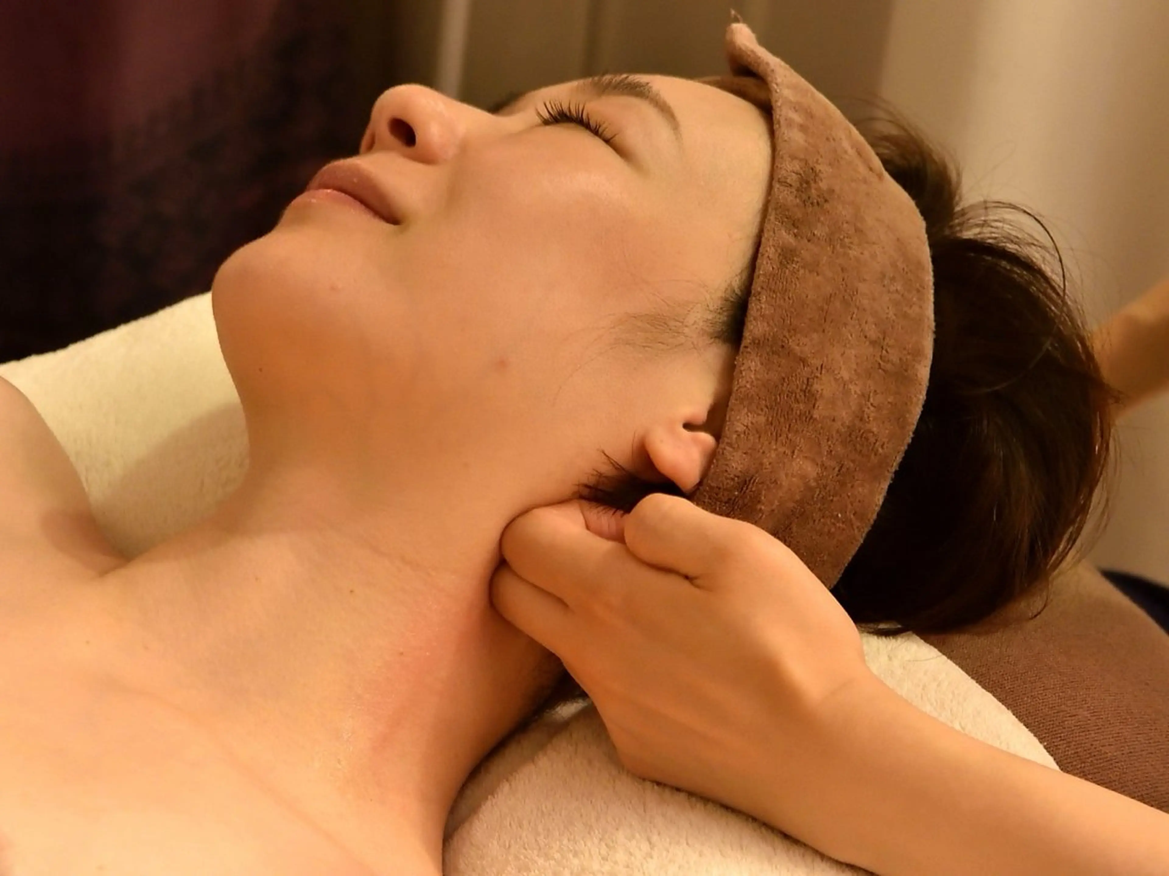 首コリ集中ケアコース/ヘッドマッサージ付きの写真