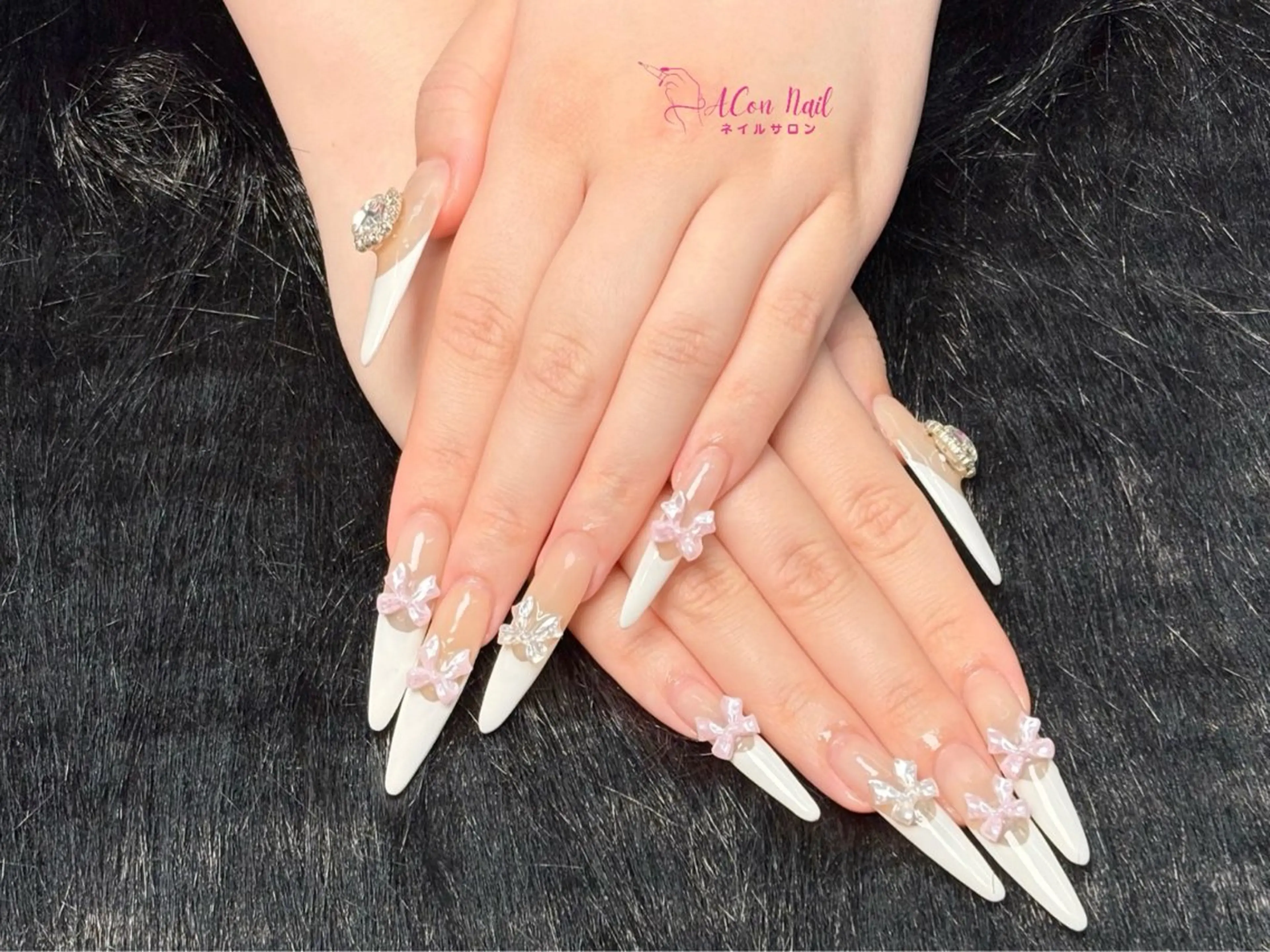 ネイル 桜ネイル 長さ出し フラワーネイル フレンチネイル ジェルネイル ハンドネイル ACon NailSalonのネイルデザイン