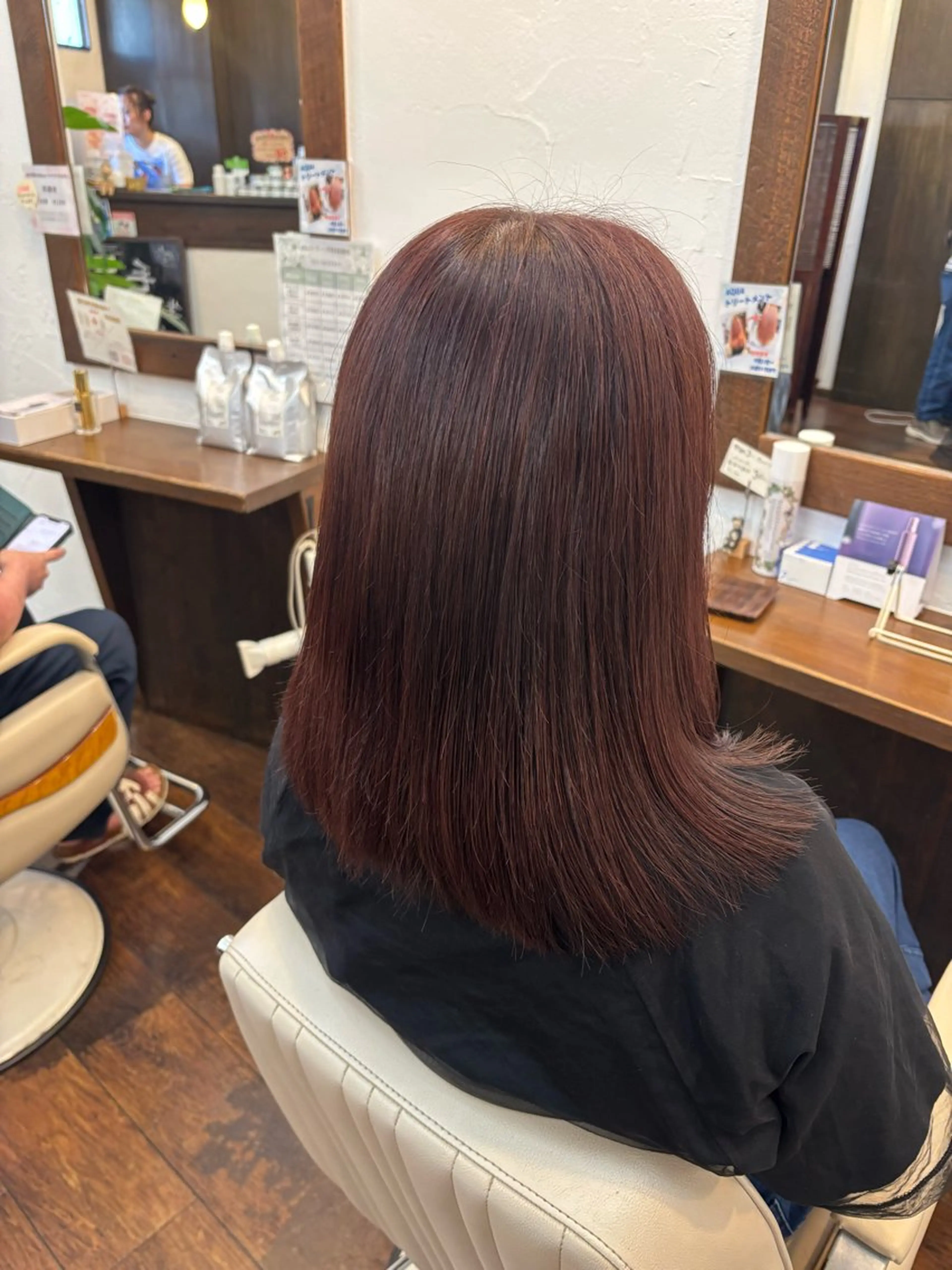 セミロング ヘアカラー 🌿吉池 朱莉🌿のヘアスタイル