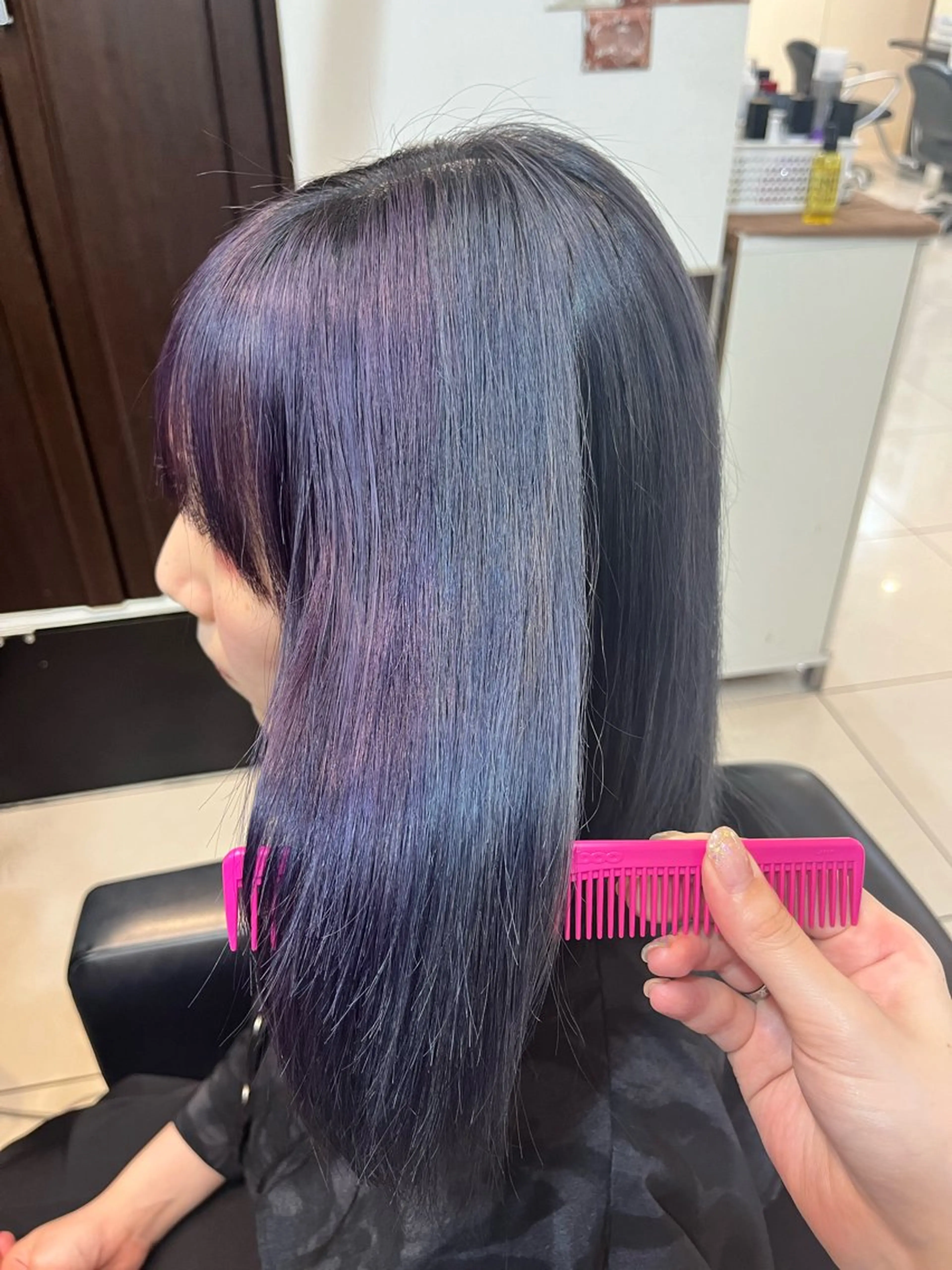 ミディアム カラー ブルーカラー デザインカラー パープルカラー トリートメント ヘアカラー 🍒 SANA🍒のヘアスタイル