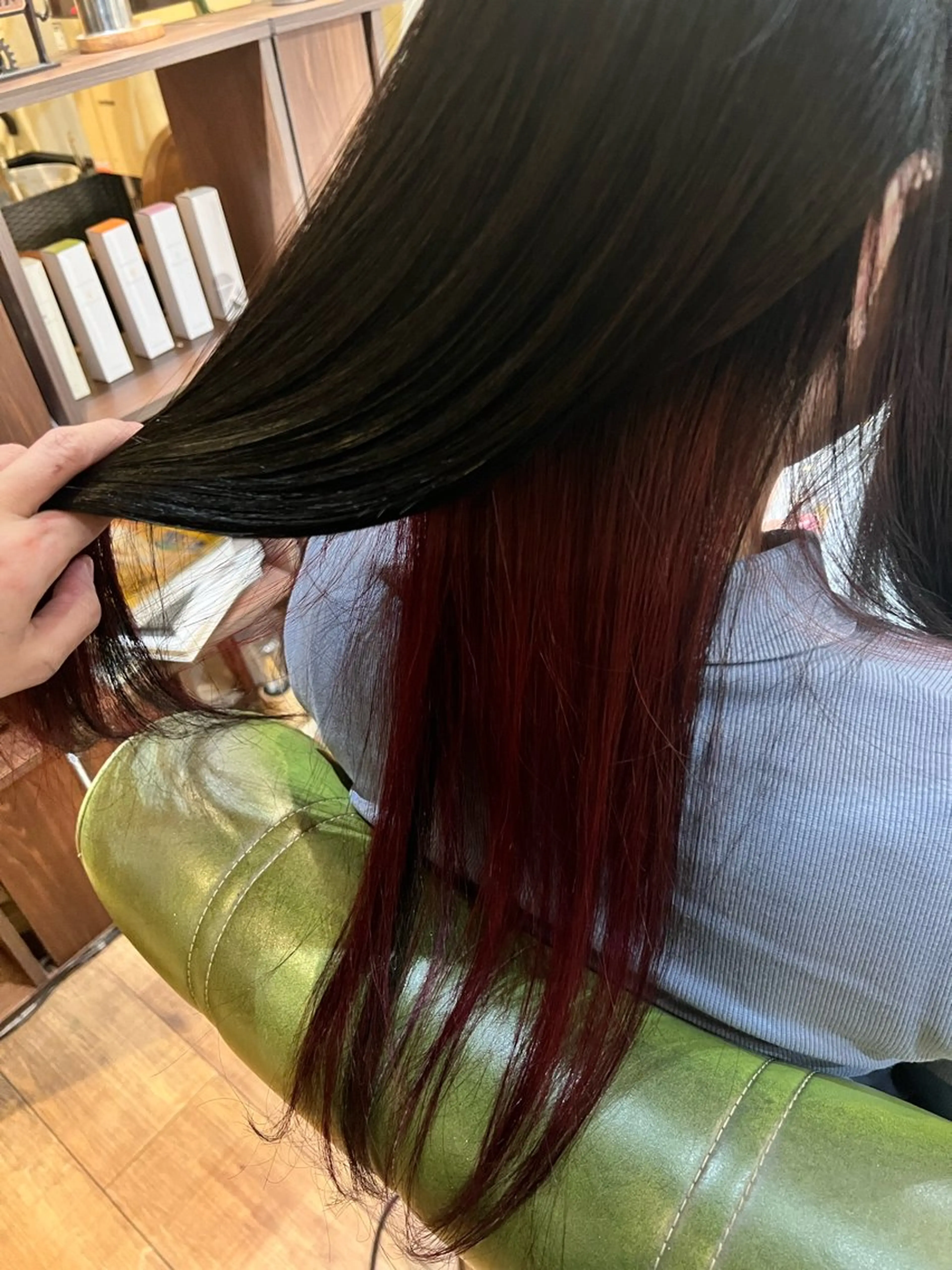 ロング カラー ブリーチ インナーカラー ヘアカラー まゆ/髪質改善 ストレート/スパ🫧のヘアスタイル