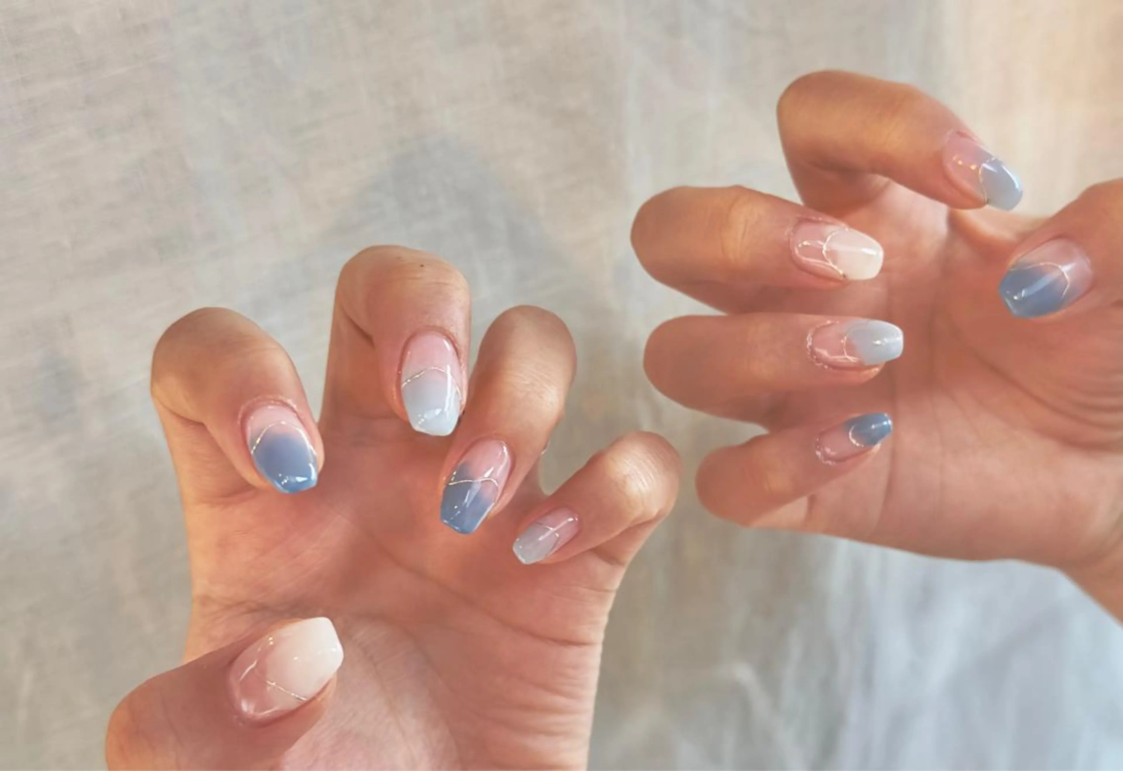 ネイル ブルー フレンチネイル グラデーション ミラーネイル ハンドネイル Baden Nail ﾊﾞ-ﾃﾞﾝ ﾈｲﾙのネイルデザイン