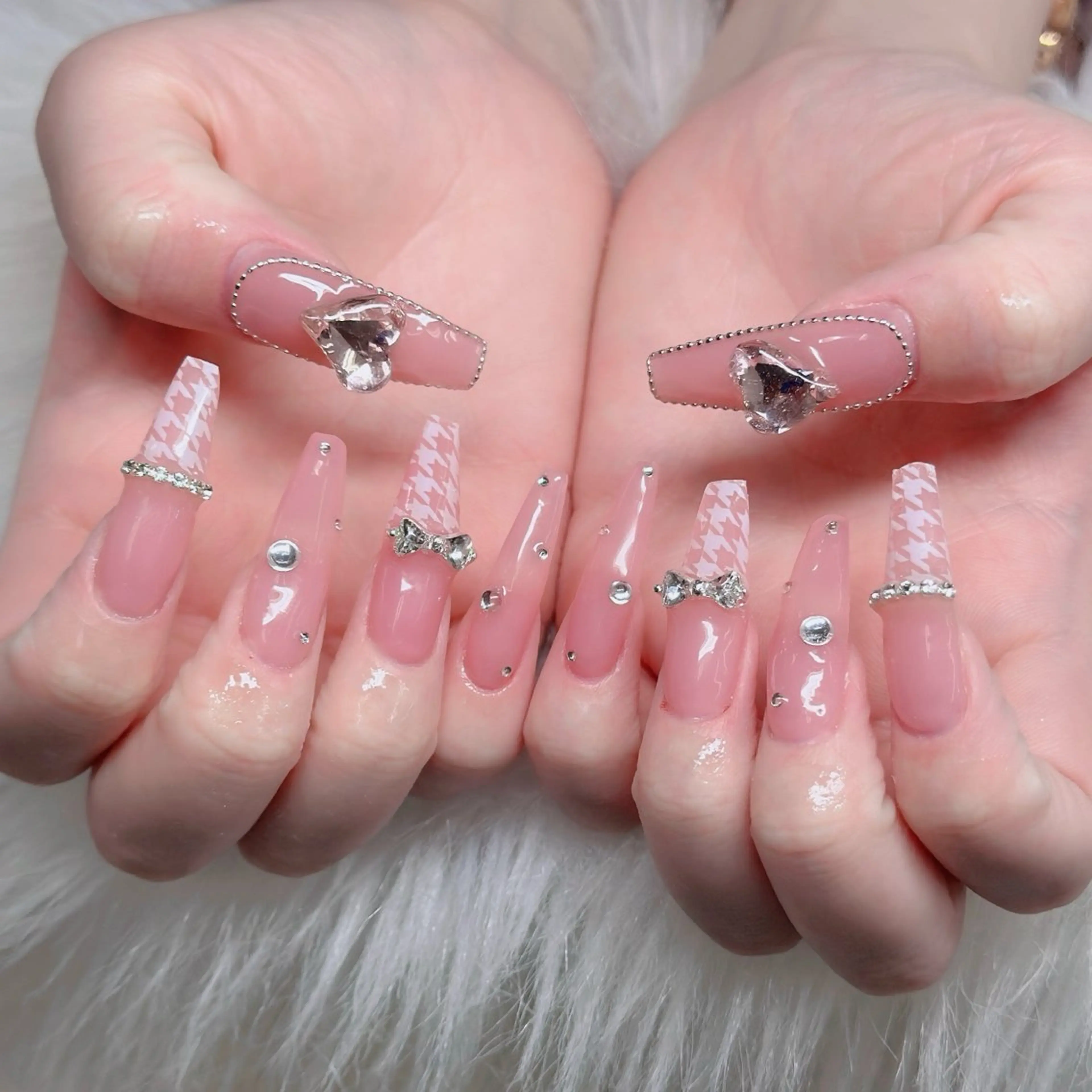 ネイル ロングネイル マグネットネイル リボン 夏ネイル スーパーロングネイル ハンドネイル Hani Nail XUKAのネイルデザイン