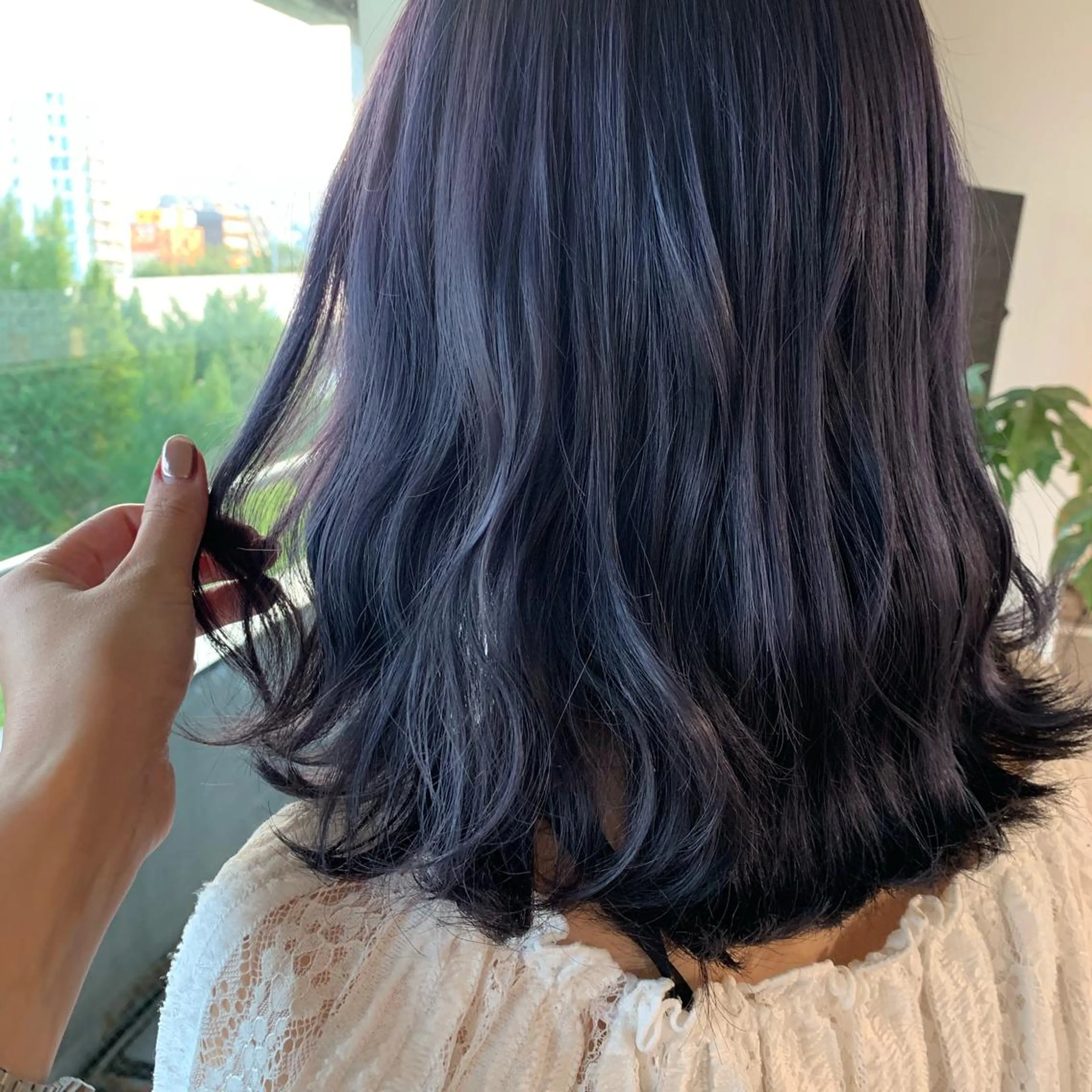 ミディアム etore 矢場町 南沙希のヘアスタイル