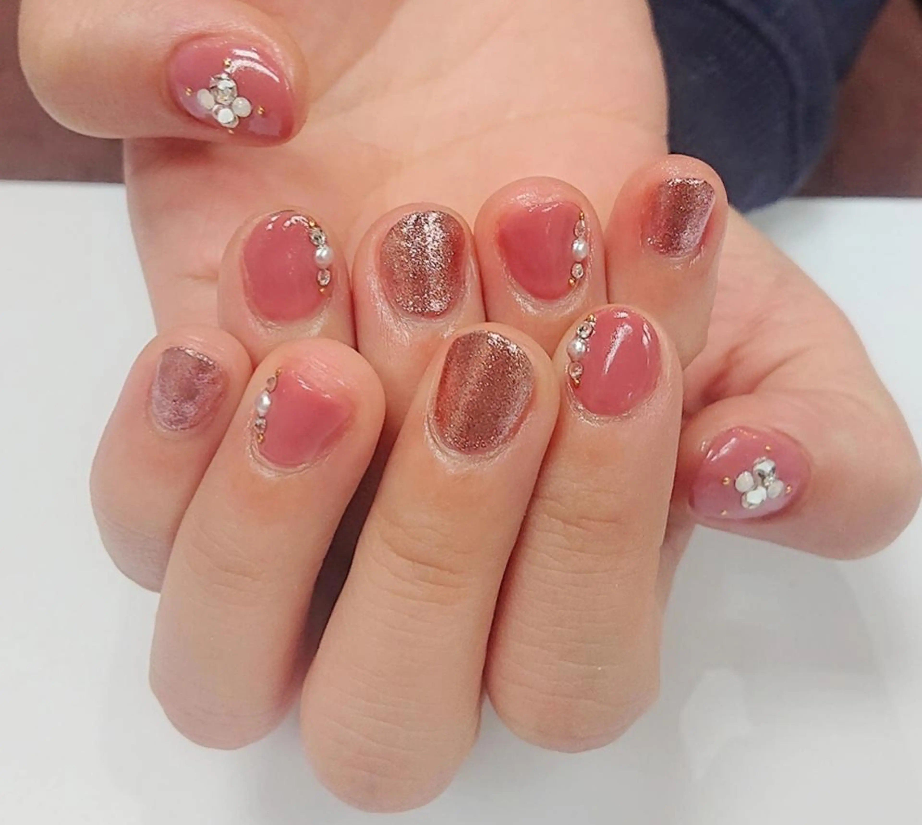 ネイル 🍒当日もOK🍒 𝑳𝑼𝑵𝑨花井のネイルデザイン