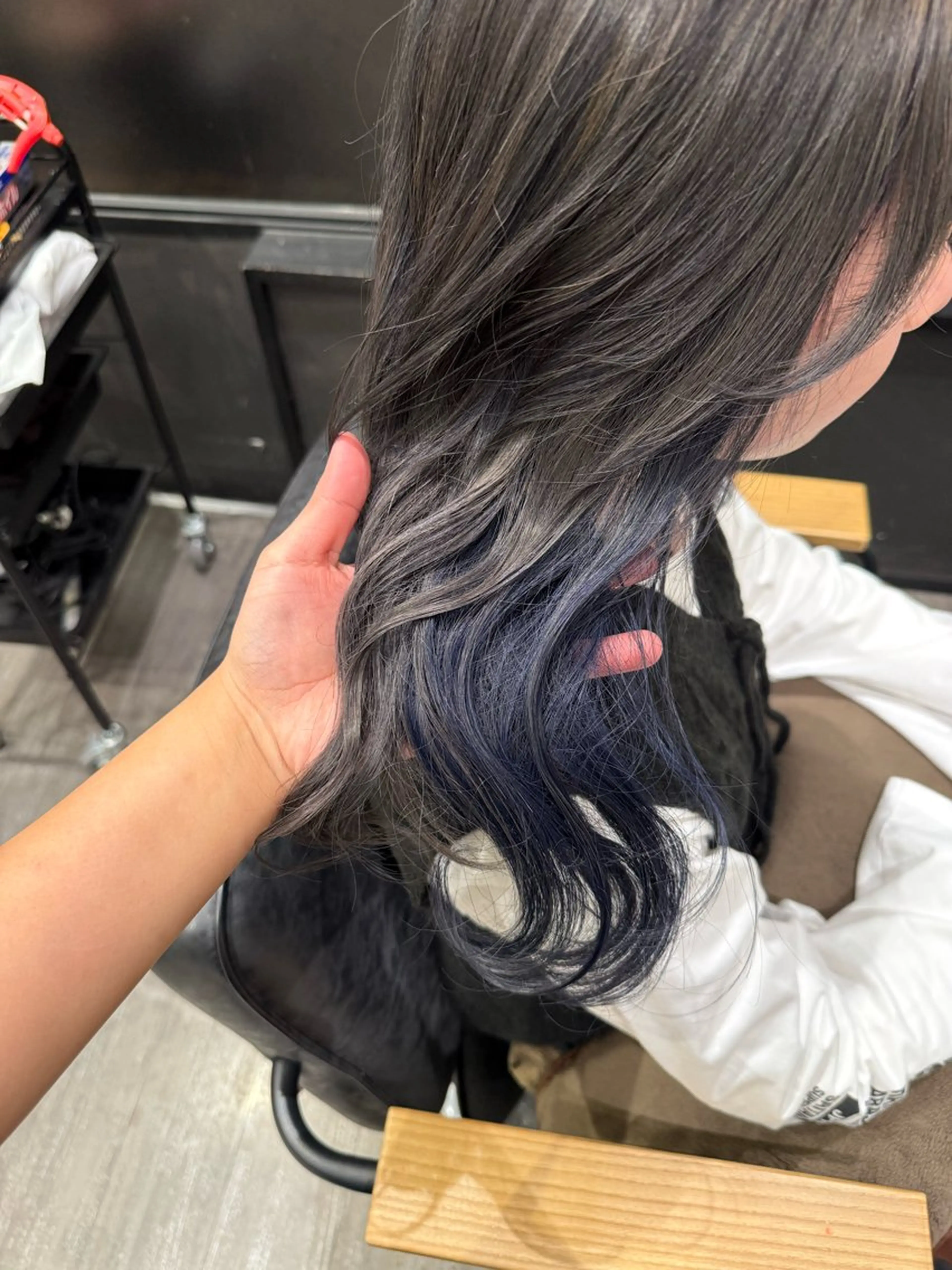 ミディアム カラー ネイビーカラー カット ヘアカラー トリートメント 艶髪レイヤー上田 紗也🇰🇷💗のヘアスタイル