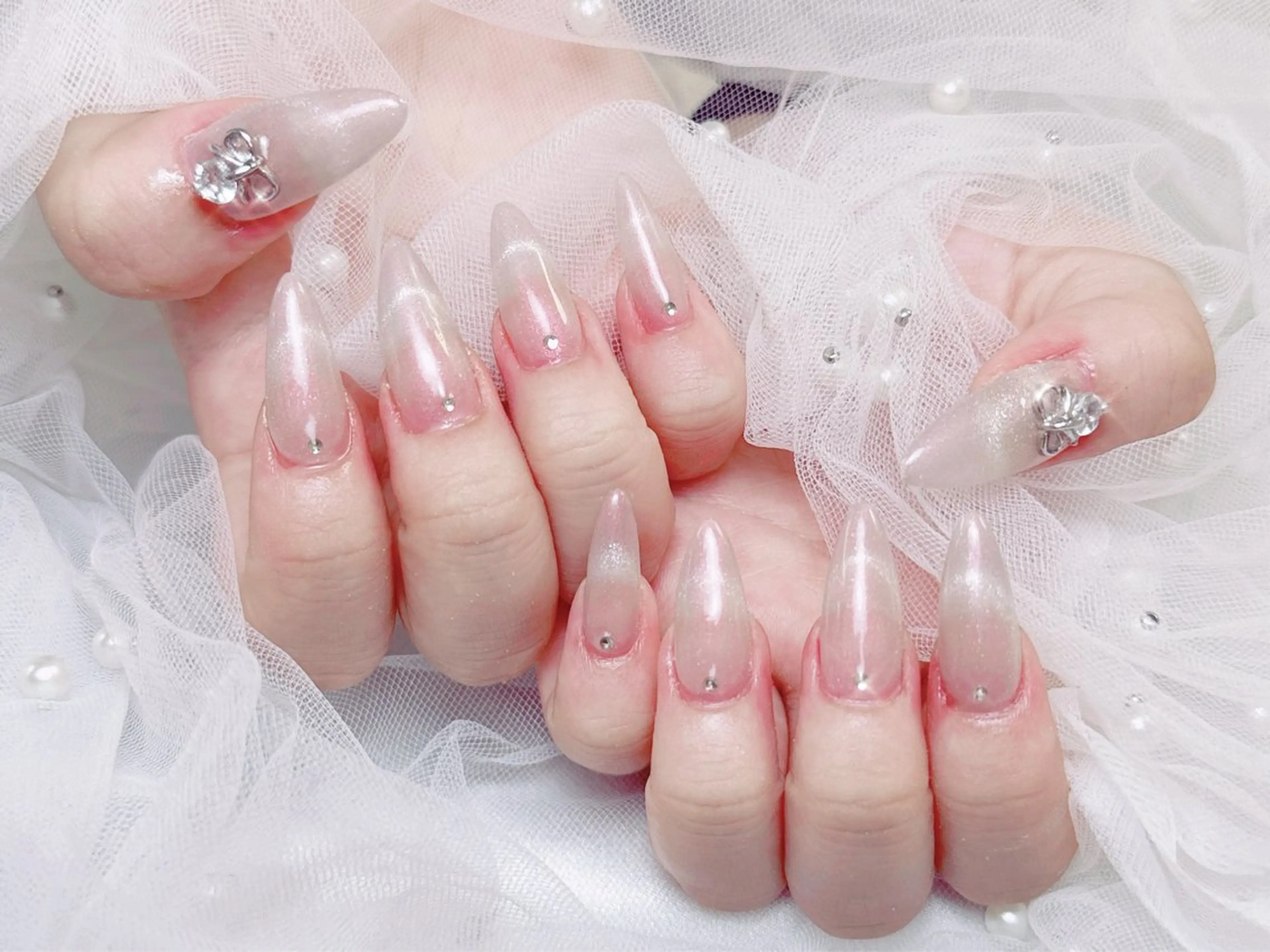 ネイル フレンチネイル ジェルネイル ハート 韓国ネイル マグネットネイル ハンドネイル ネイルサロン lotusのネイルデザイン