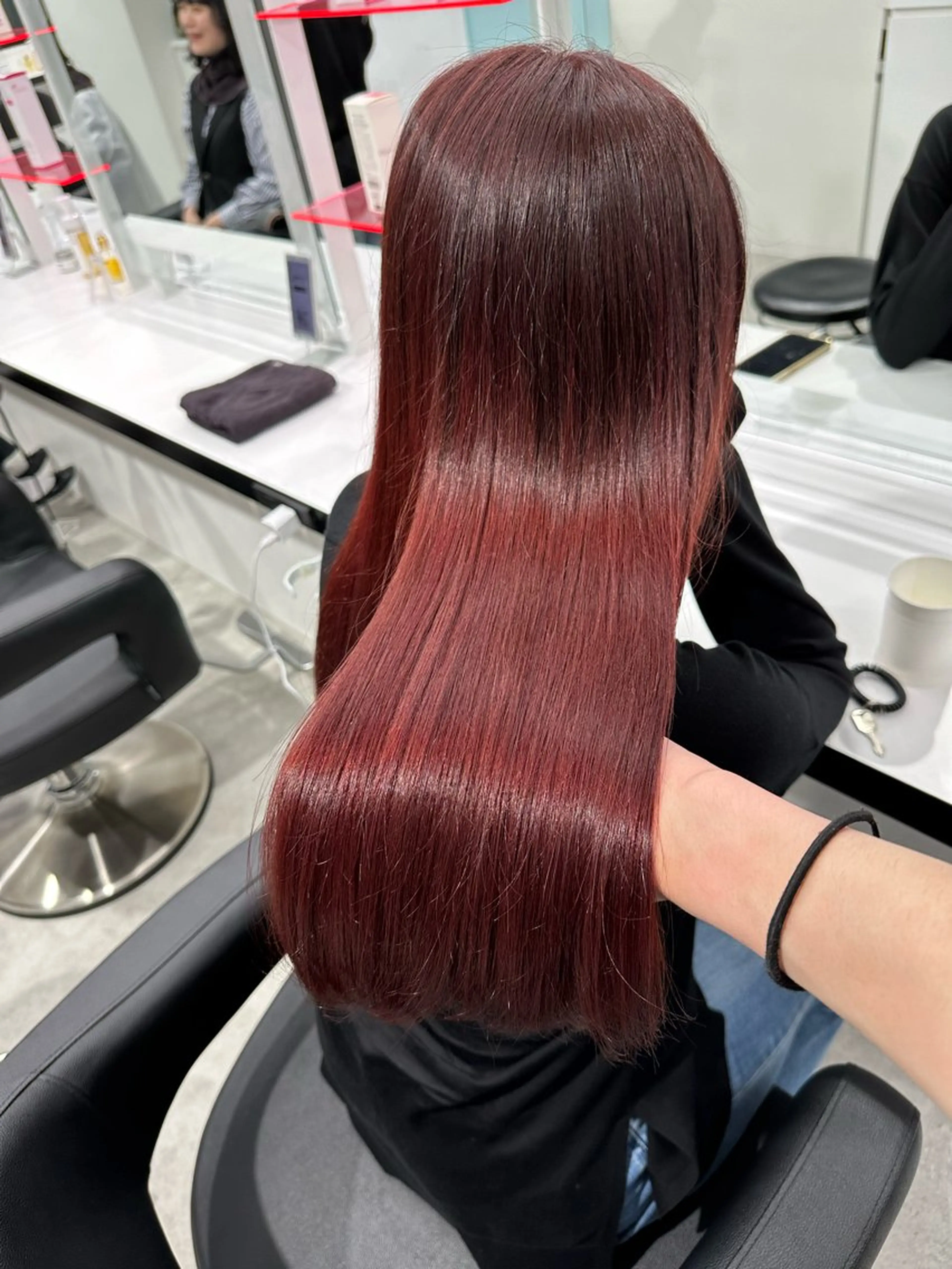 ロング カラー 履歴修正屋さん／ ブロンド／ホワイトのヘアスタイル