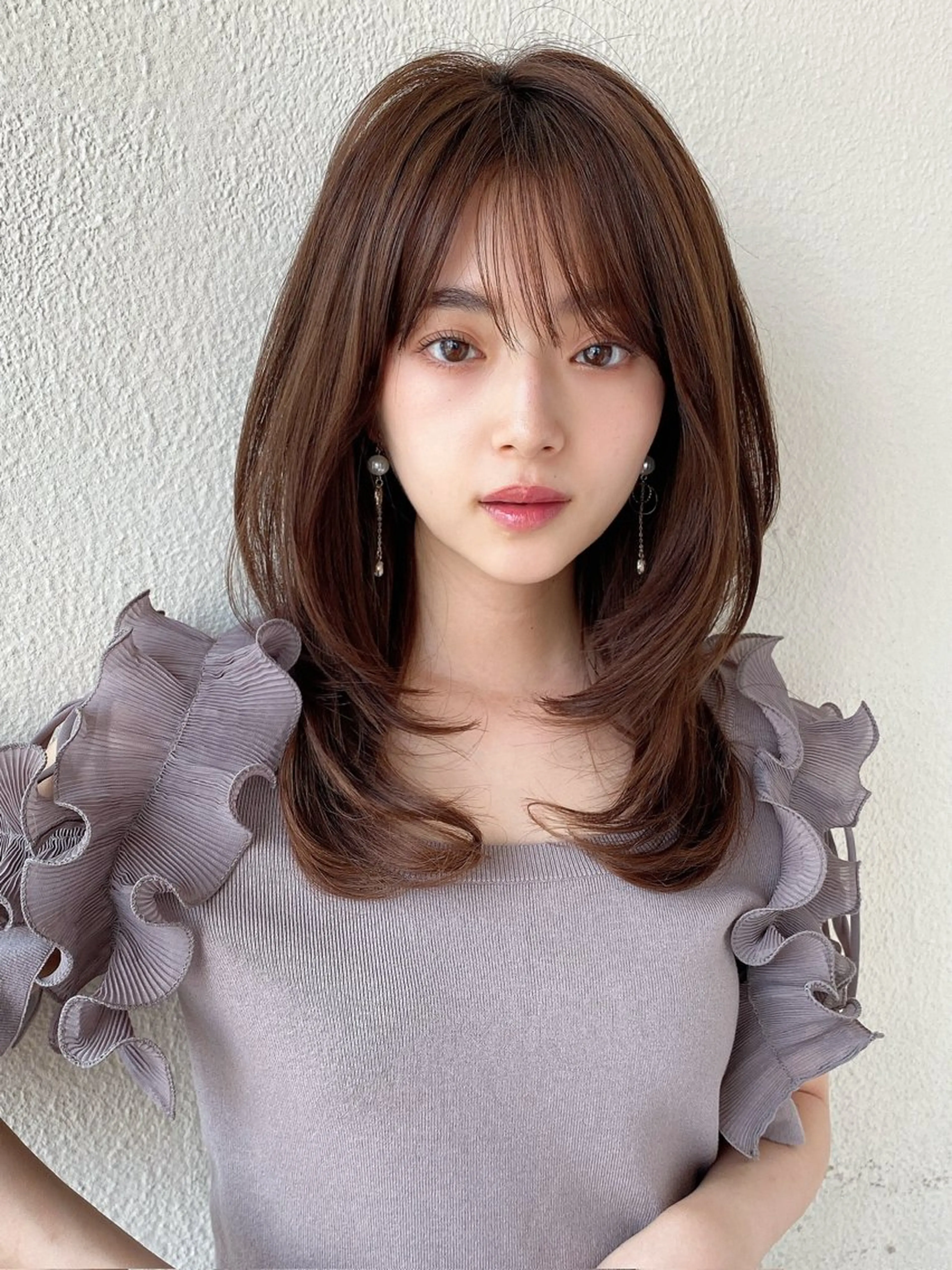 セミロング カラー ベージュカラー ブラウンカラー グレージュ 韓国風ヘア レイヤーカット カット ヘアカラー トリートメント 山﨑 翼のヘアスタイル