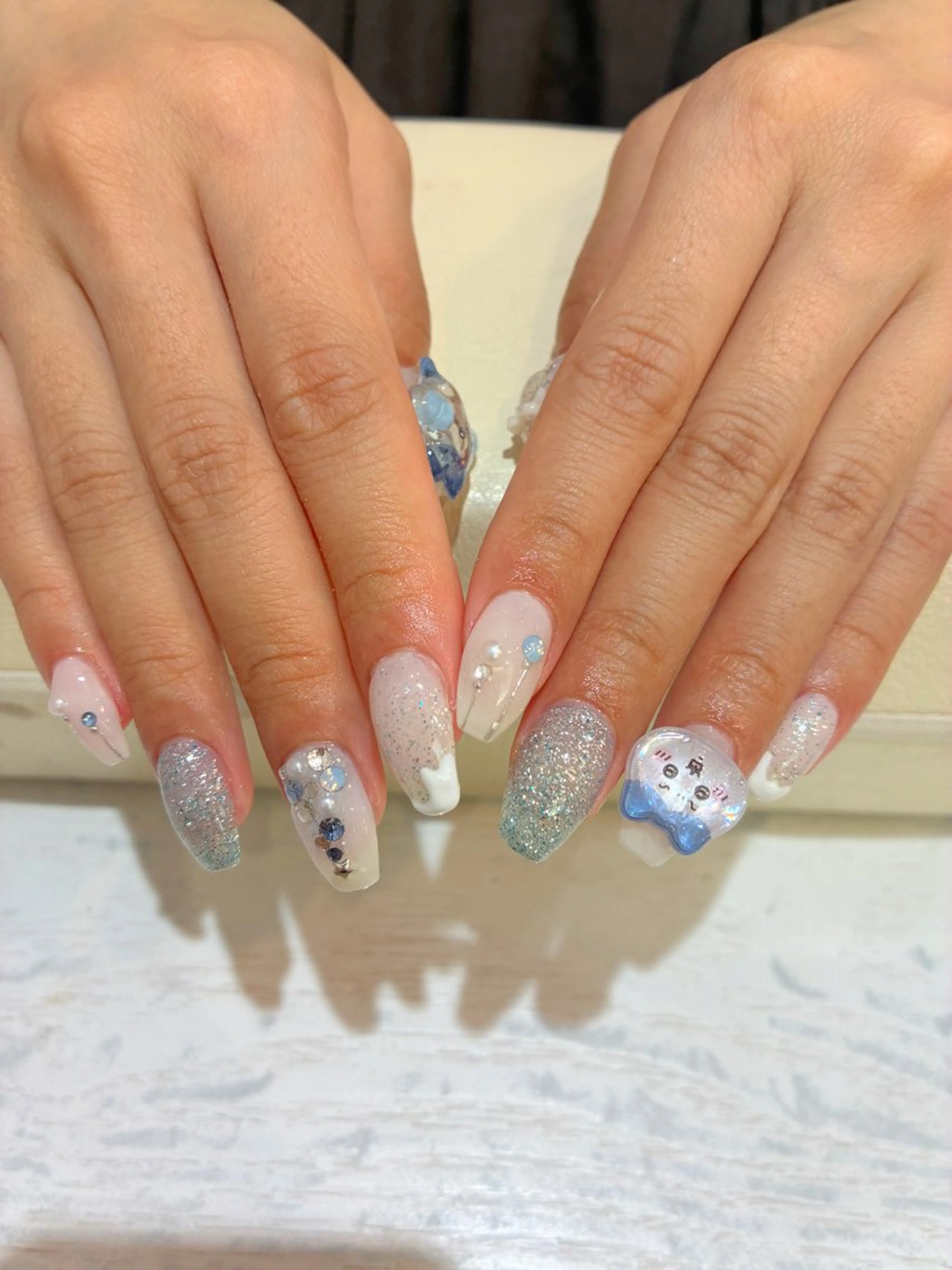 ネイル 持ち込み Nest 岩崎のネイルデザイン