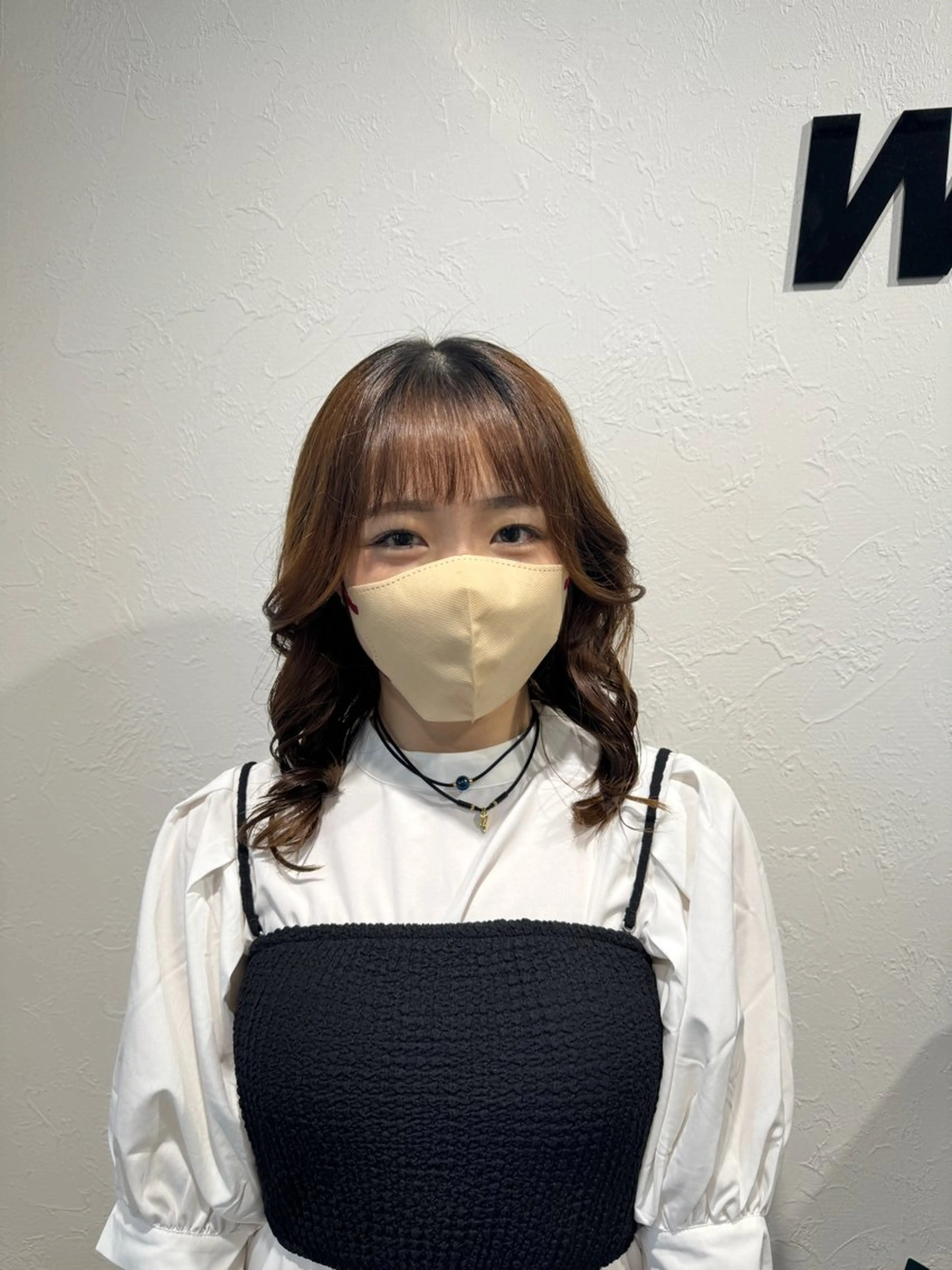 セミロング ハイトーン/レイヤー /艶カラー🎀のヘアスタイル