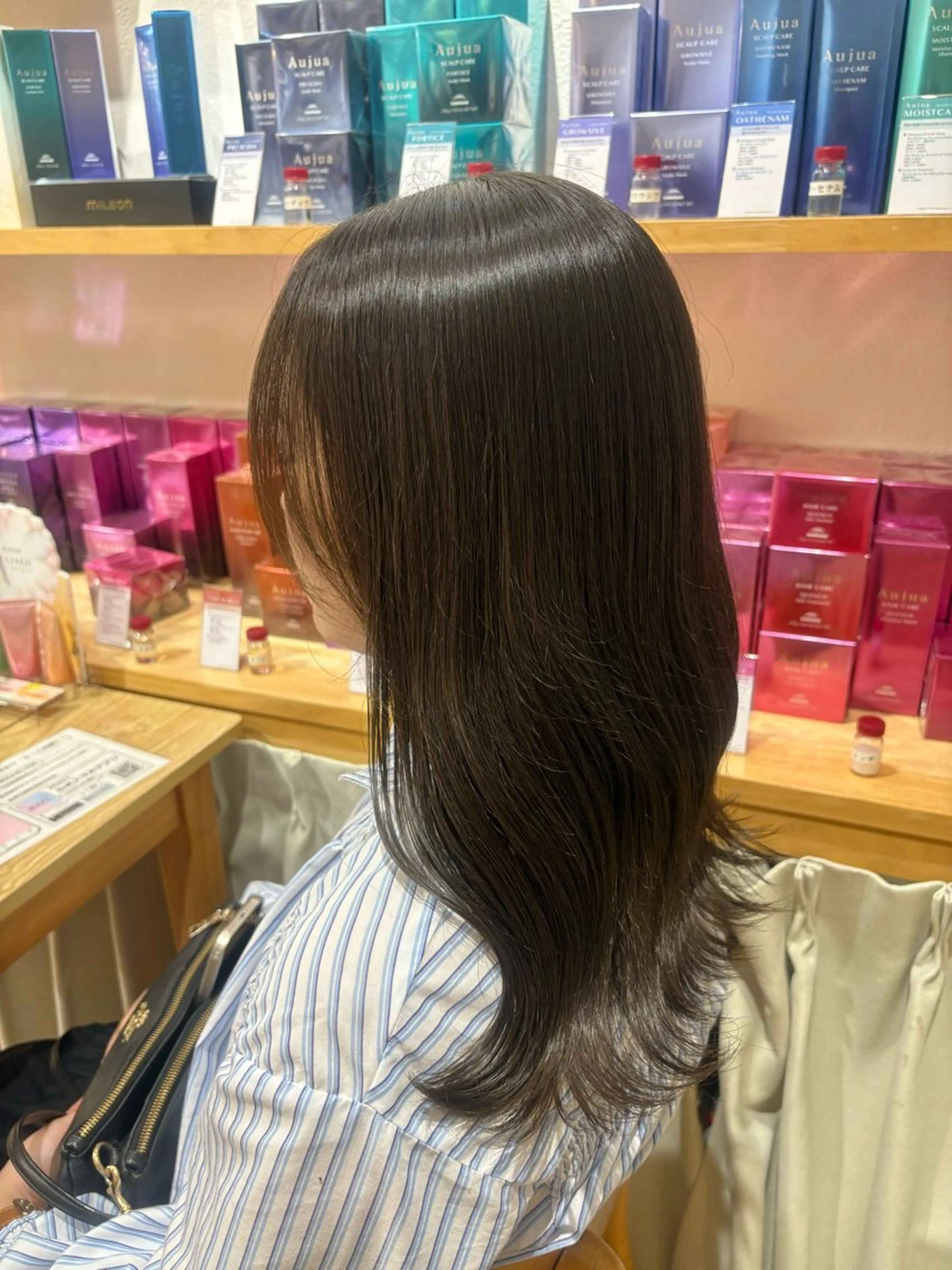 セミロング カラー グレージュ オリーブグレージュ オリーブグレー ヘアカラー merc.谷本 澪のヘアスタイル