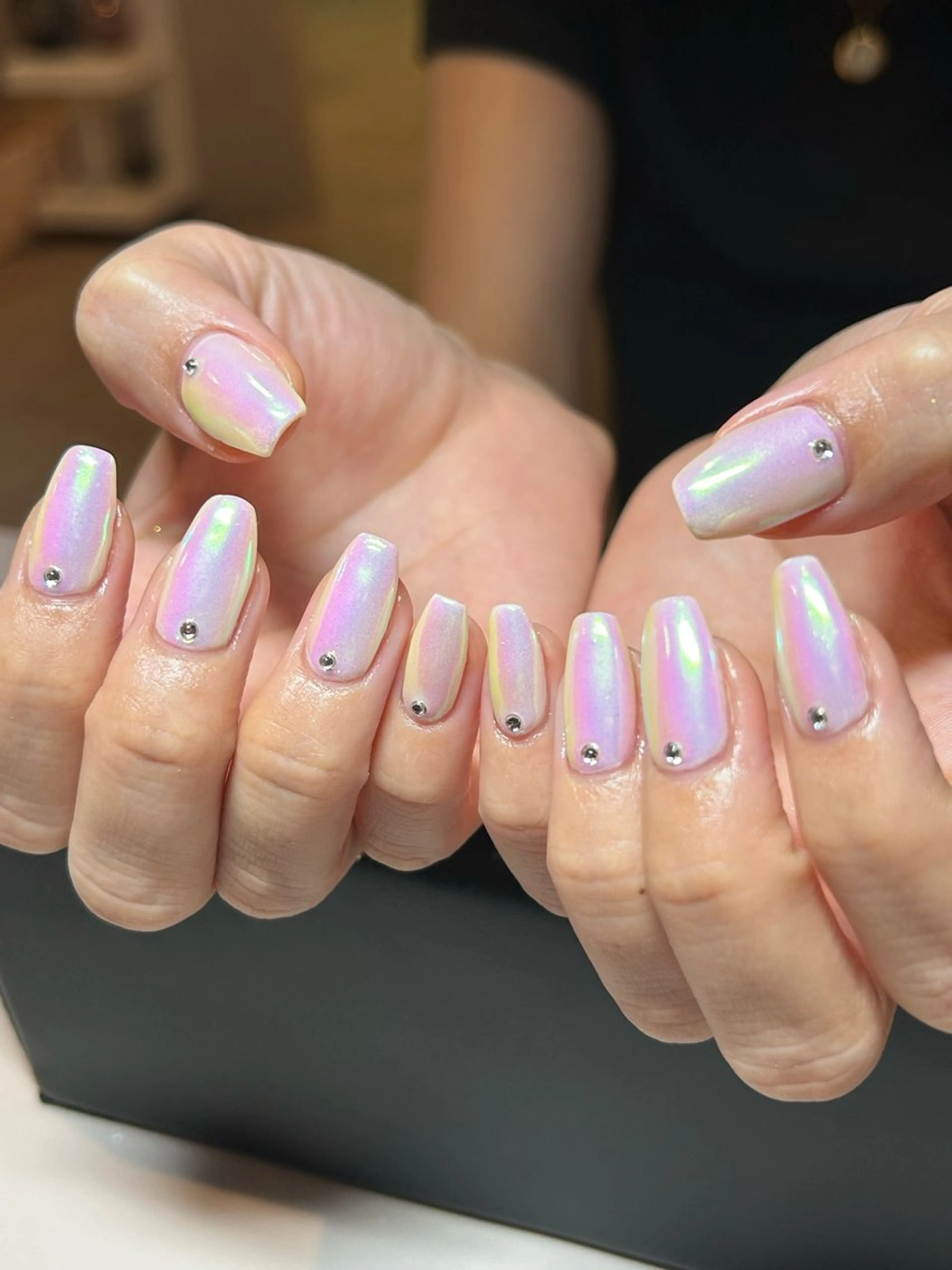 ネイル クレセントアイ Runaの眉毛・アイブロウイメージ