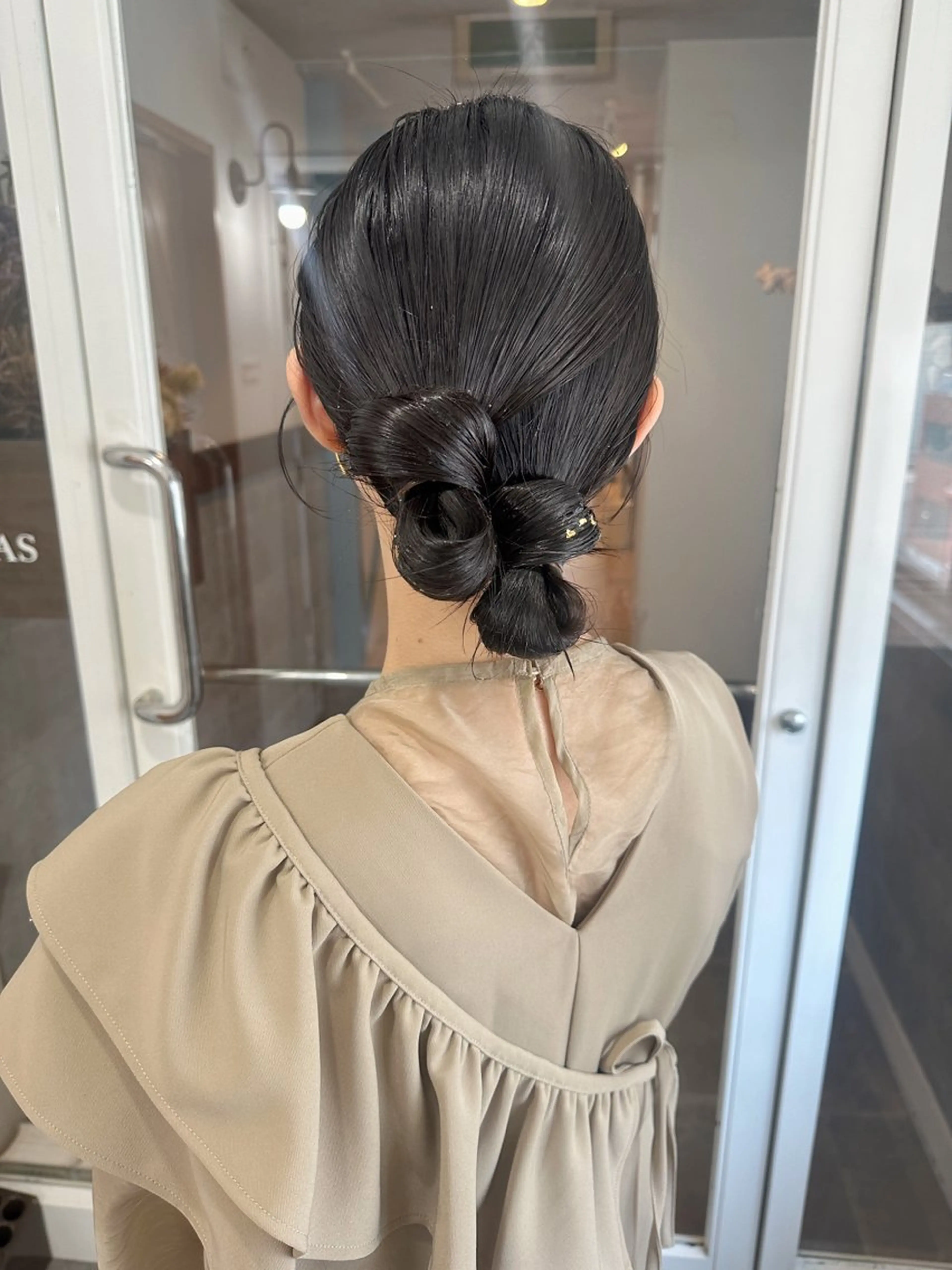 ミディアム 宮﨑 あかねのヘアスタイル