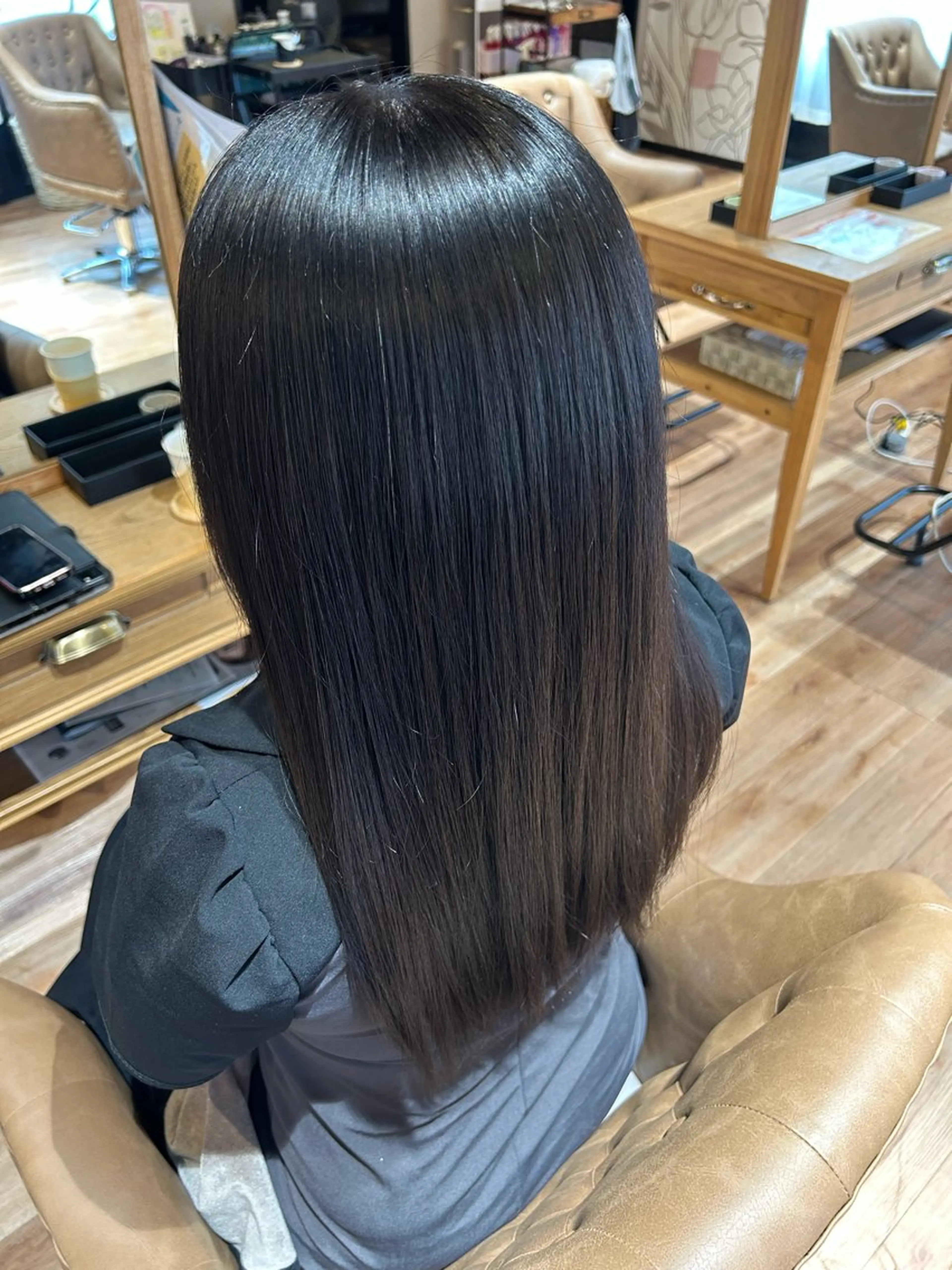 ロング 巽 愛夏のヘアスタイル