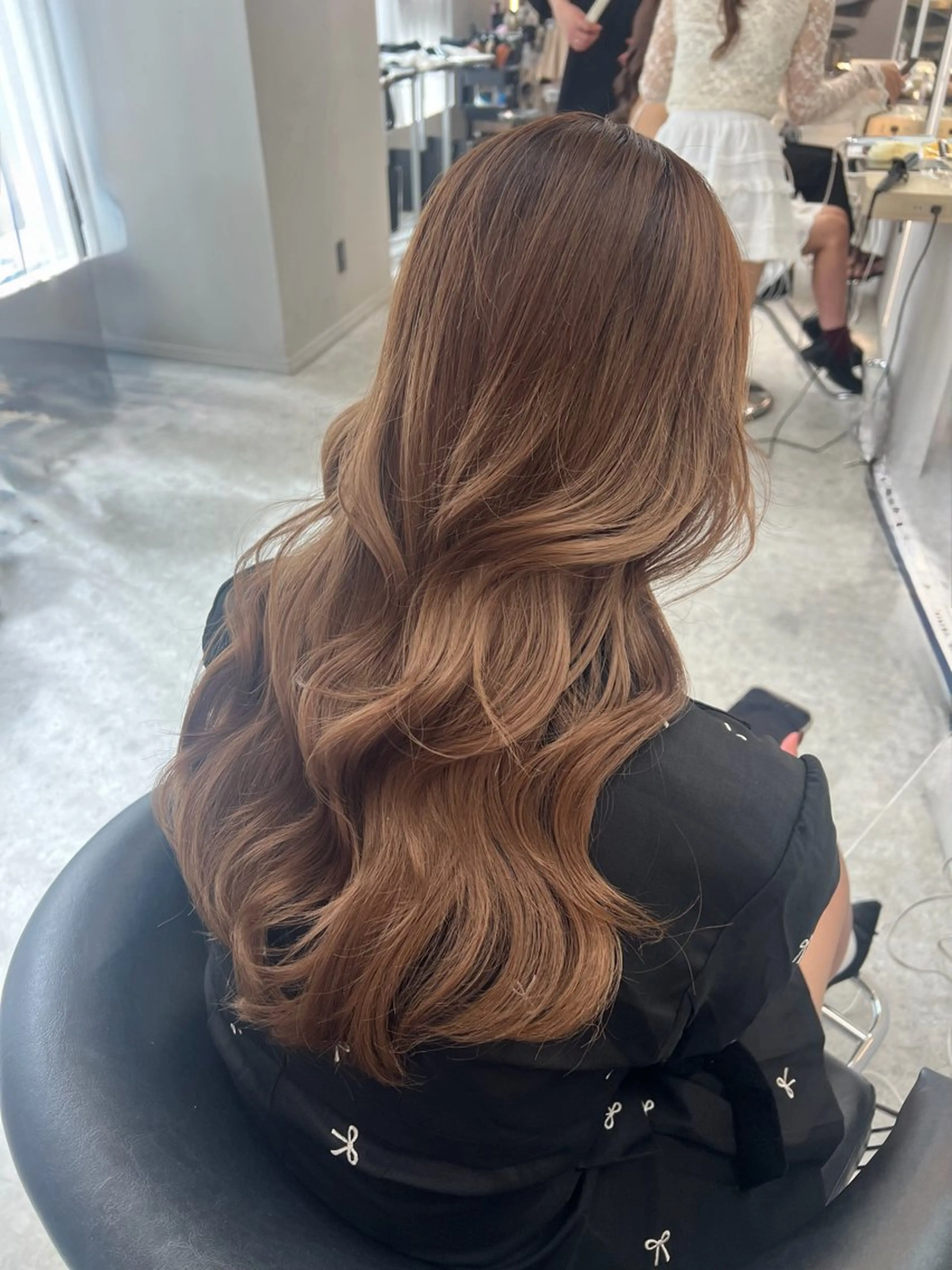 ロング カラー ブリーチ 透明感カラー ブリーチなしカラー くびれヘア 顔まわりレイヤー saya🍀/透明感 カラー/ヘアセットのヘアスタイル