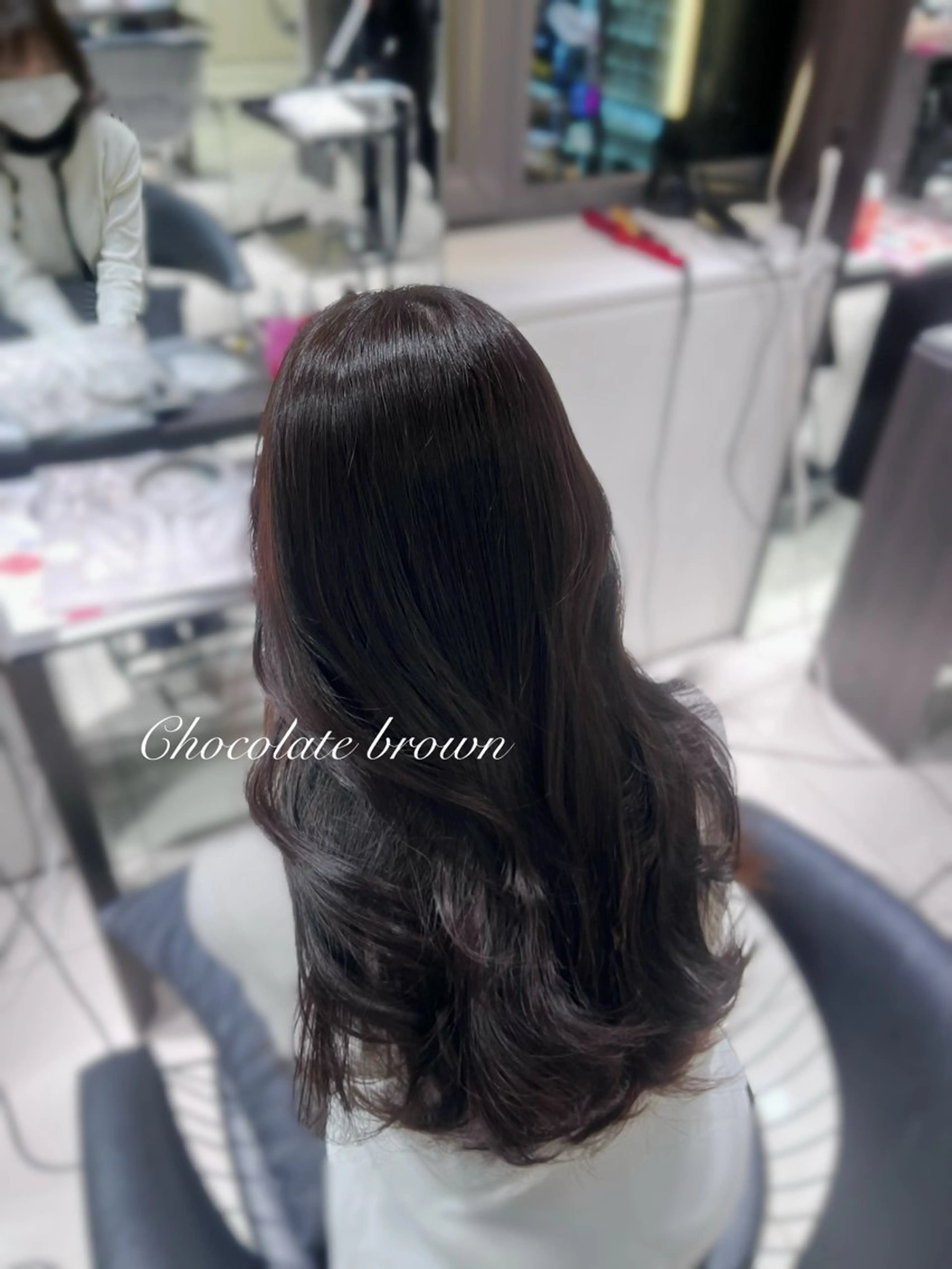 ロング カット ヘアカラー トリートメント レイヤー×艶髪🤎. 𝜗𝜚hitomiのヘアスタイル