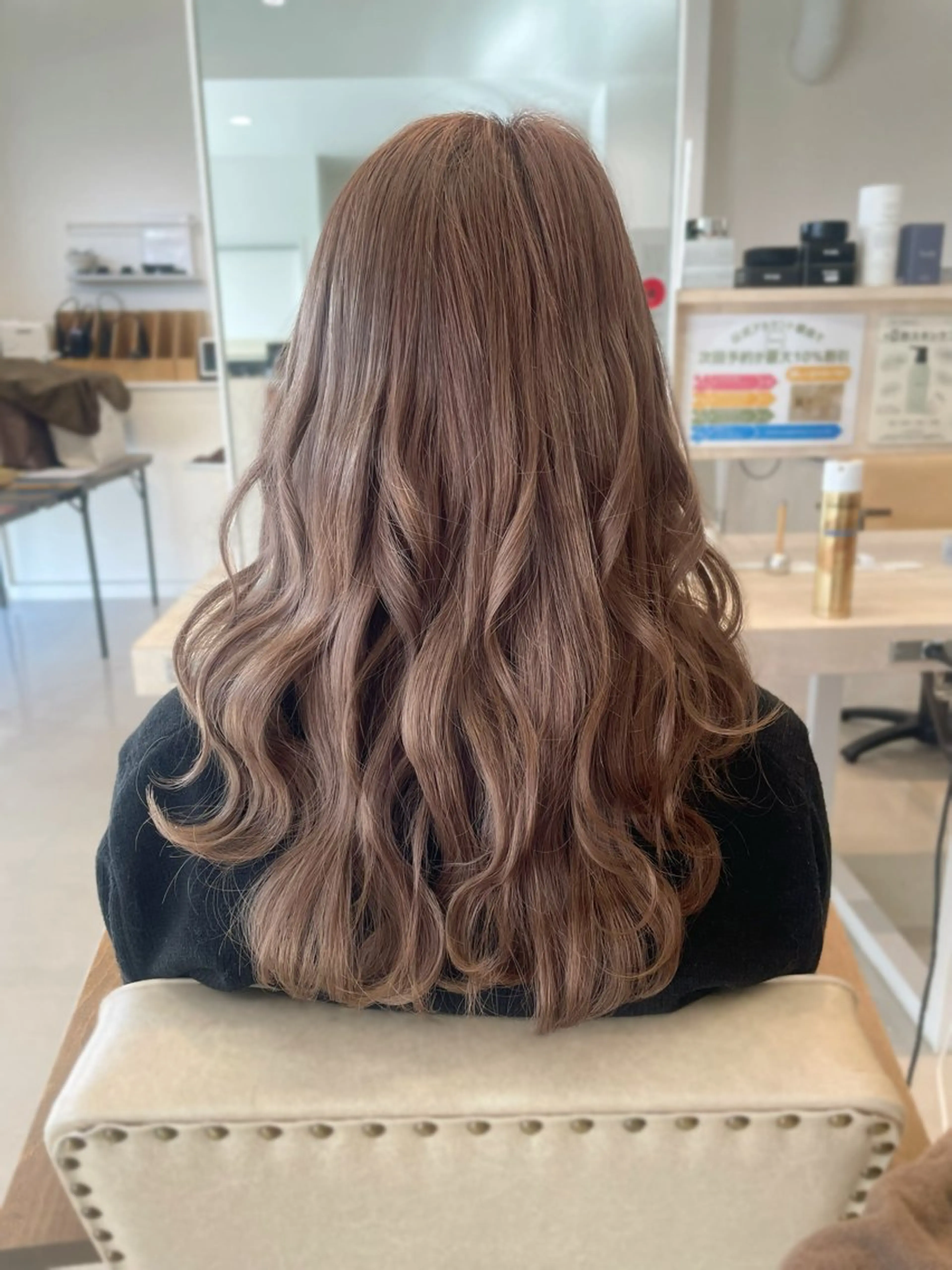 【コテ巻き or ストレート仕上げ】お出かけ前にプロのスタイリングを✨の写真