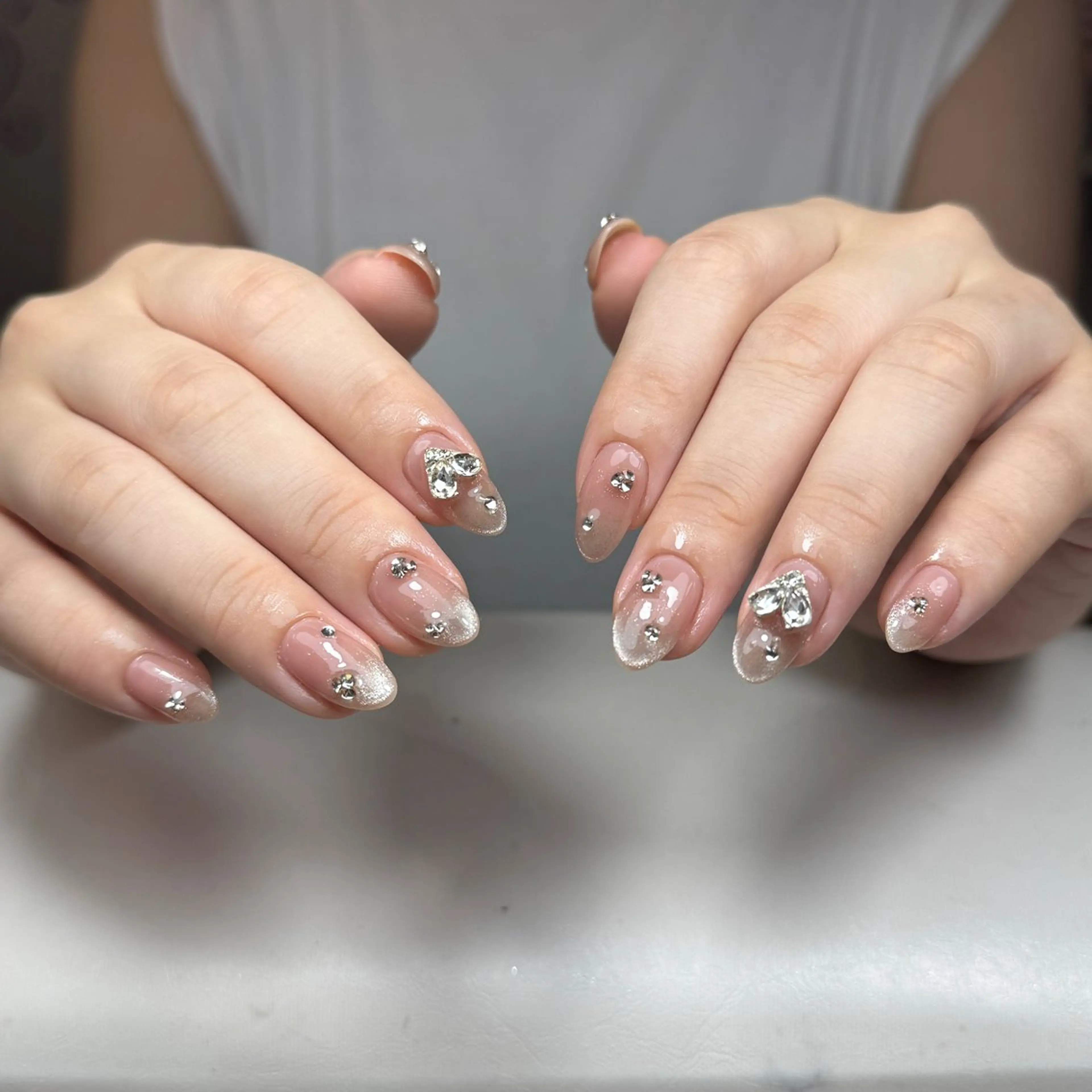 ネイル チークネイル フレンチネイル グラデーション 韓国ネイル マグネットネイル Hana Nailのネイルデザイン