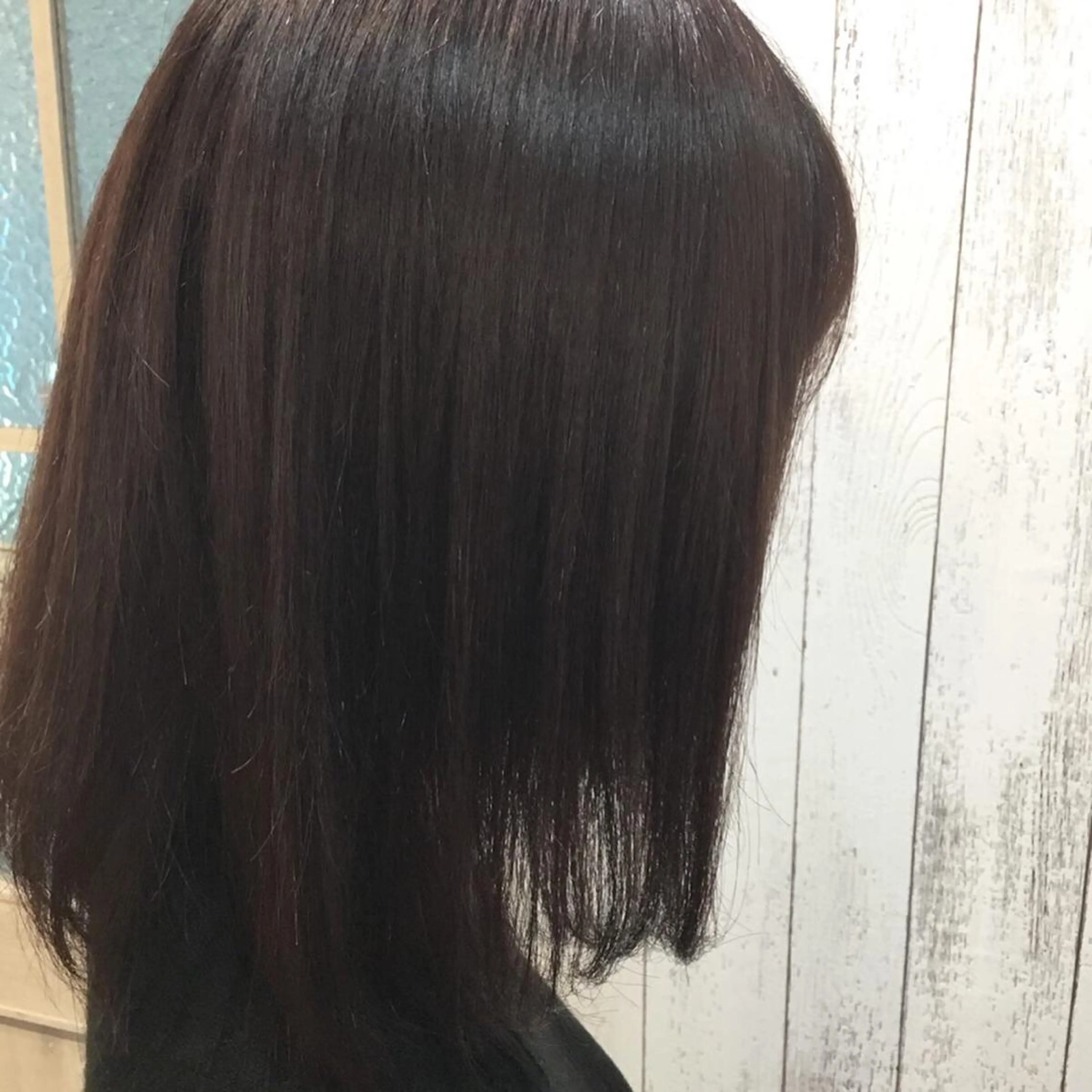 ミディアム カラー embrace エンブレイスのヘアスタイル