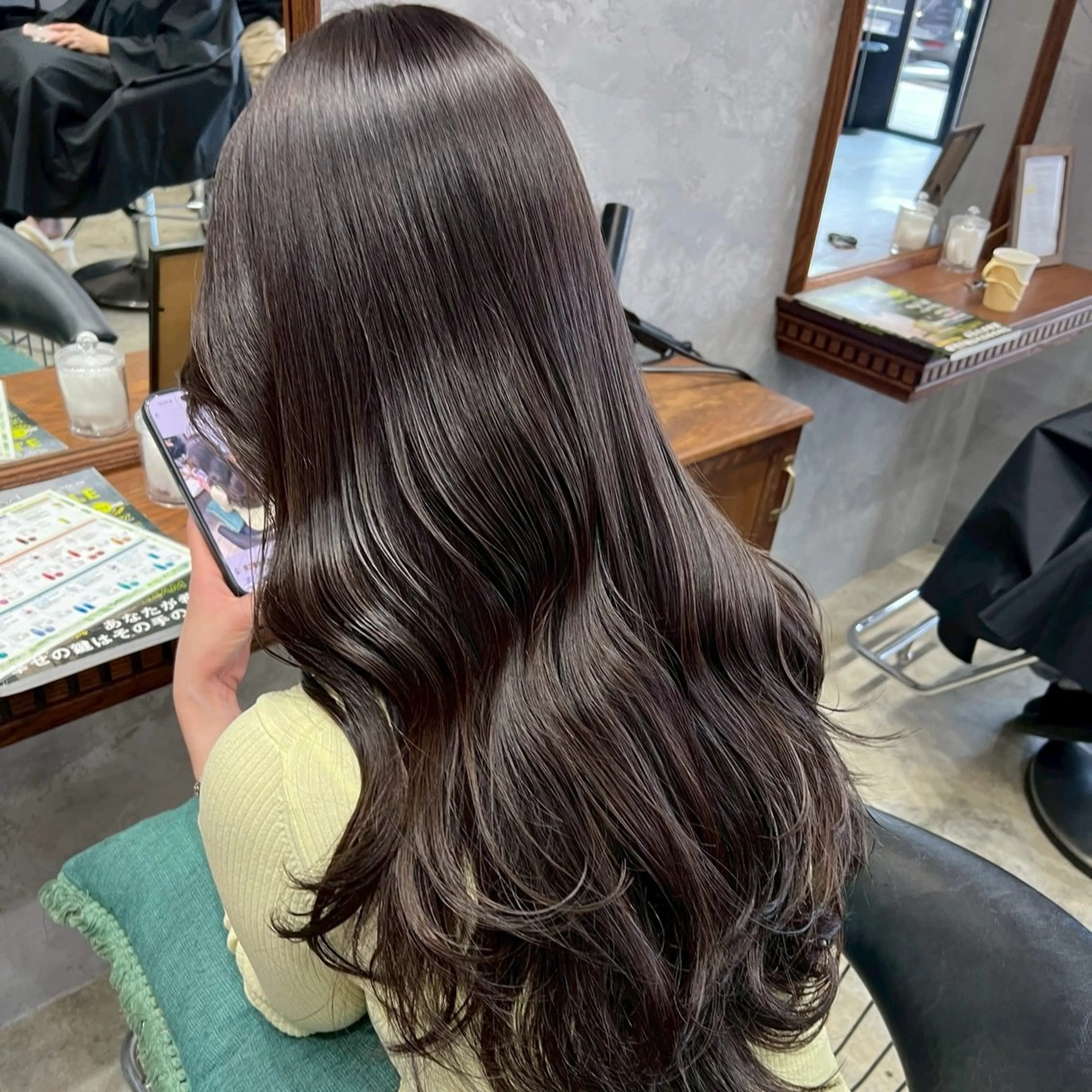 ロング 井口 そらのヘアスタイル