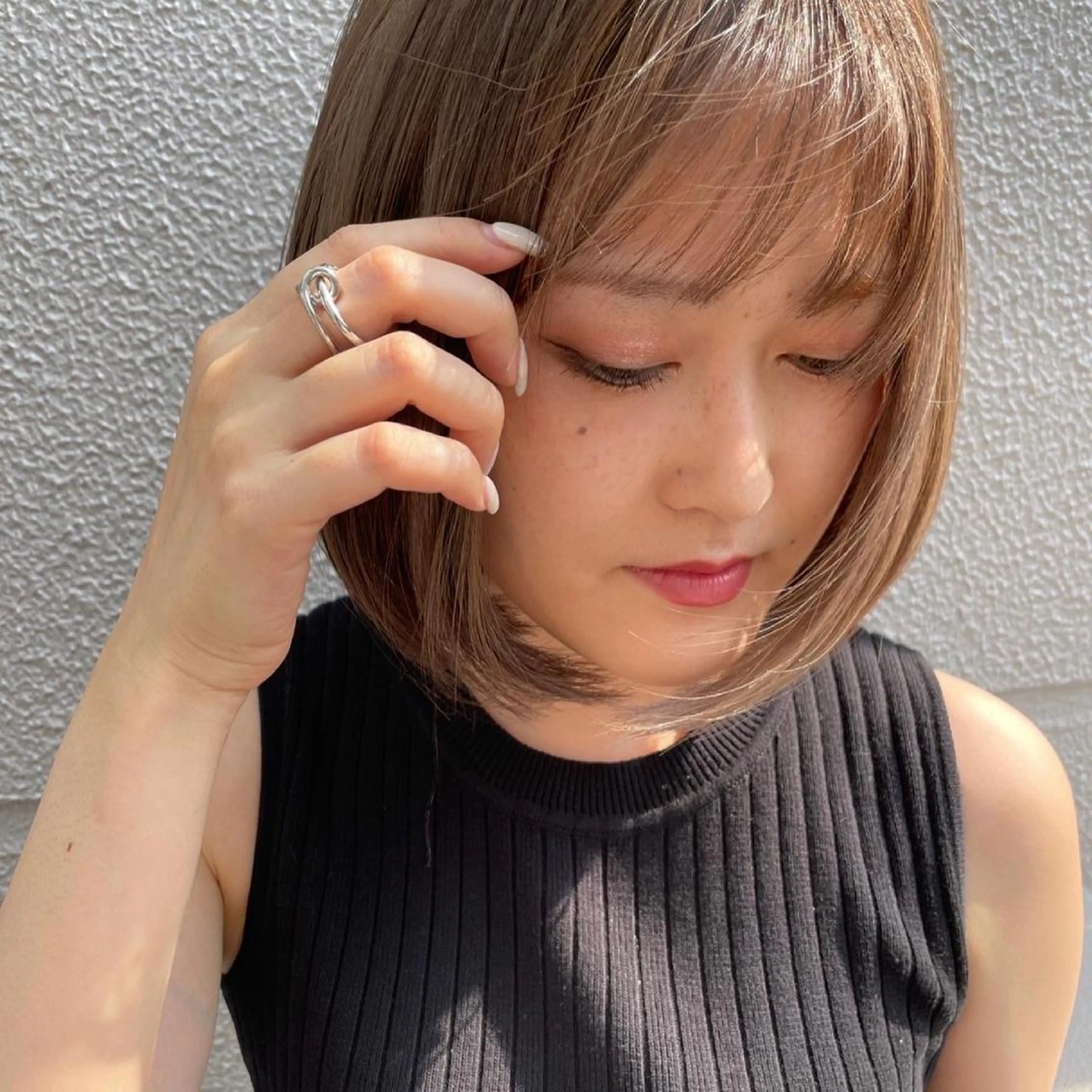 ショート ayaka 髪質改善レイヤーのヘアスタイル
