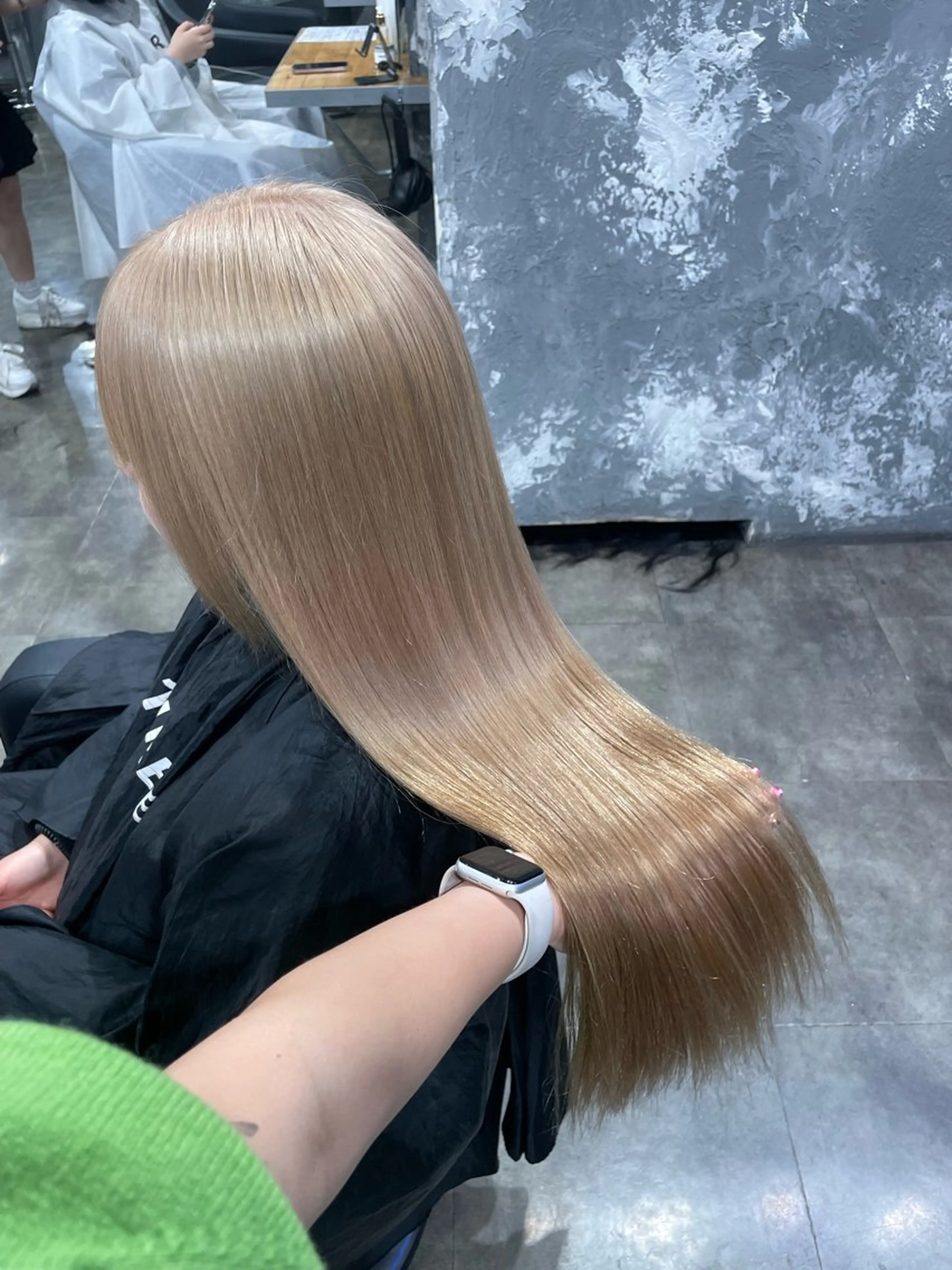 ロング カラー ヘアカラー トリートメント ハイトーン 横浜💞ミオのヘアスタイル