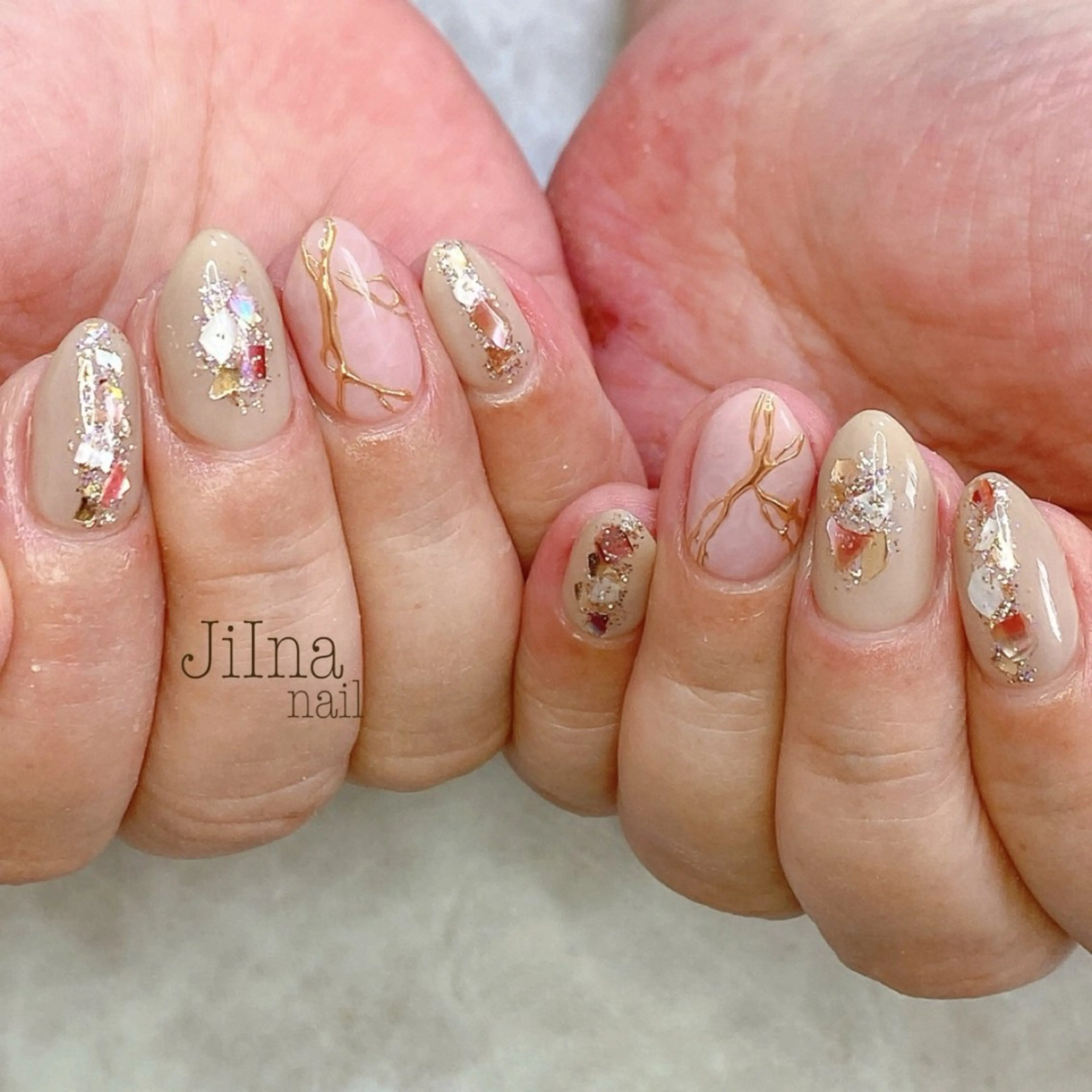 ネイル JiIna nailのネイルデザイン