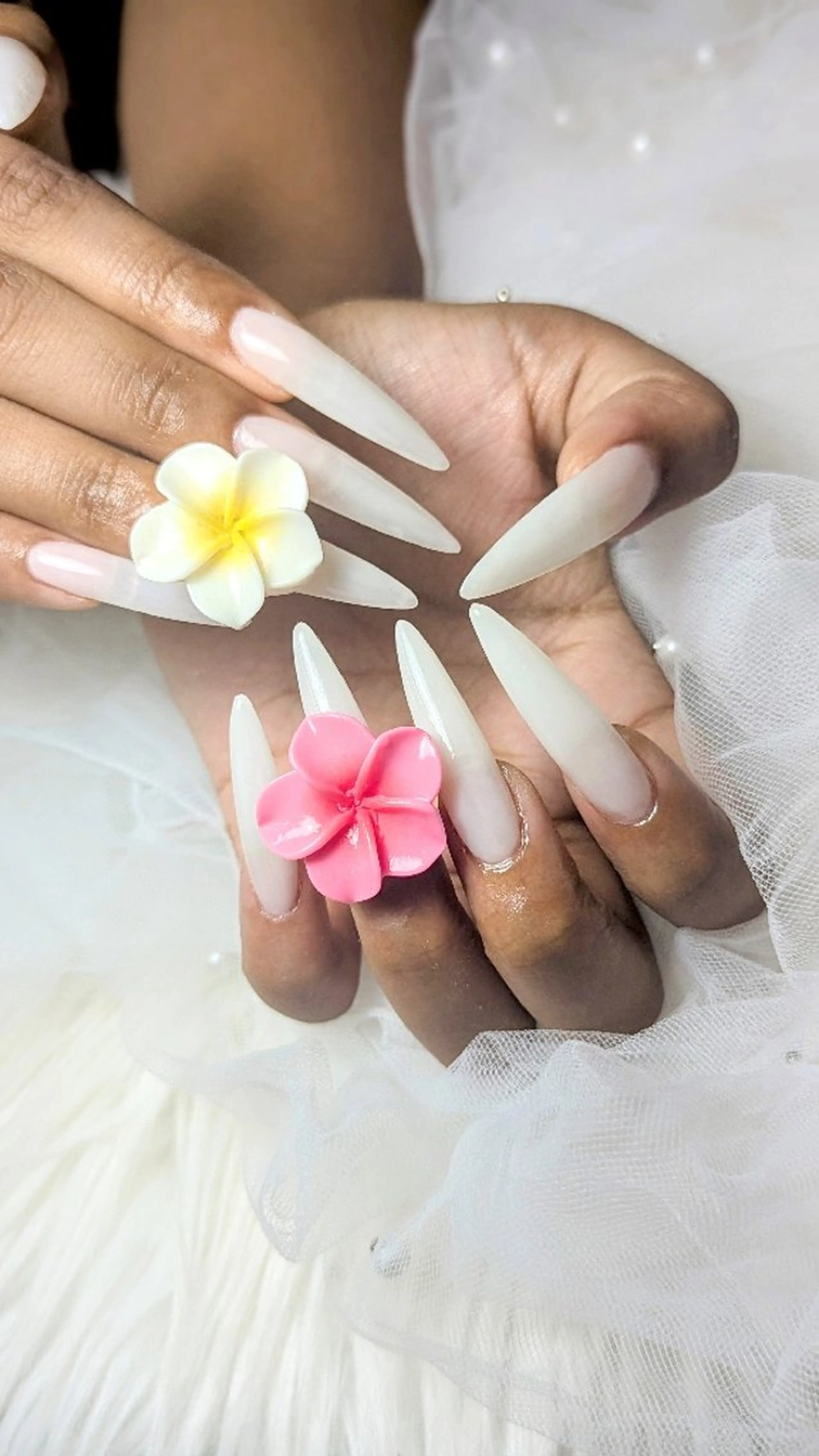 カラー ハンドネイル Nail SIRANGANAのネイルデザイン