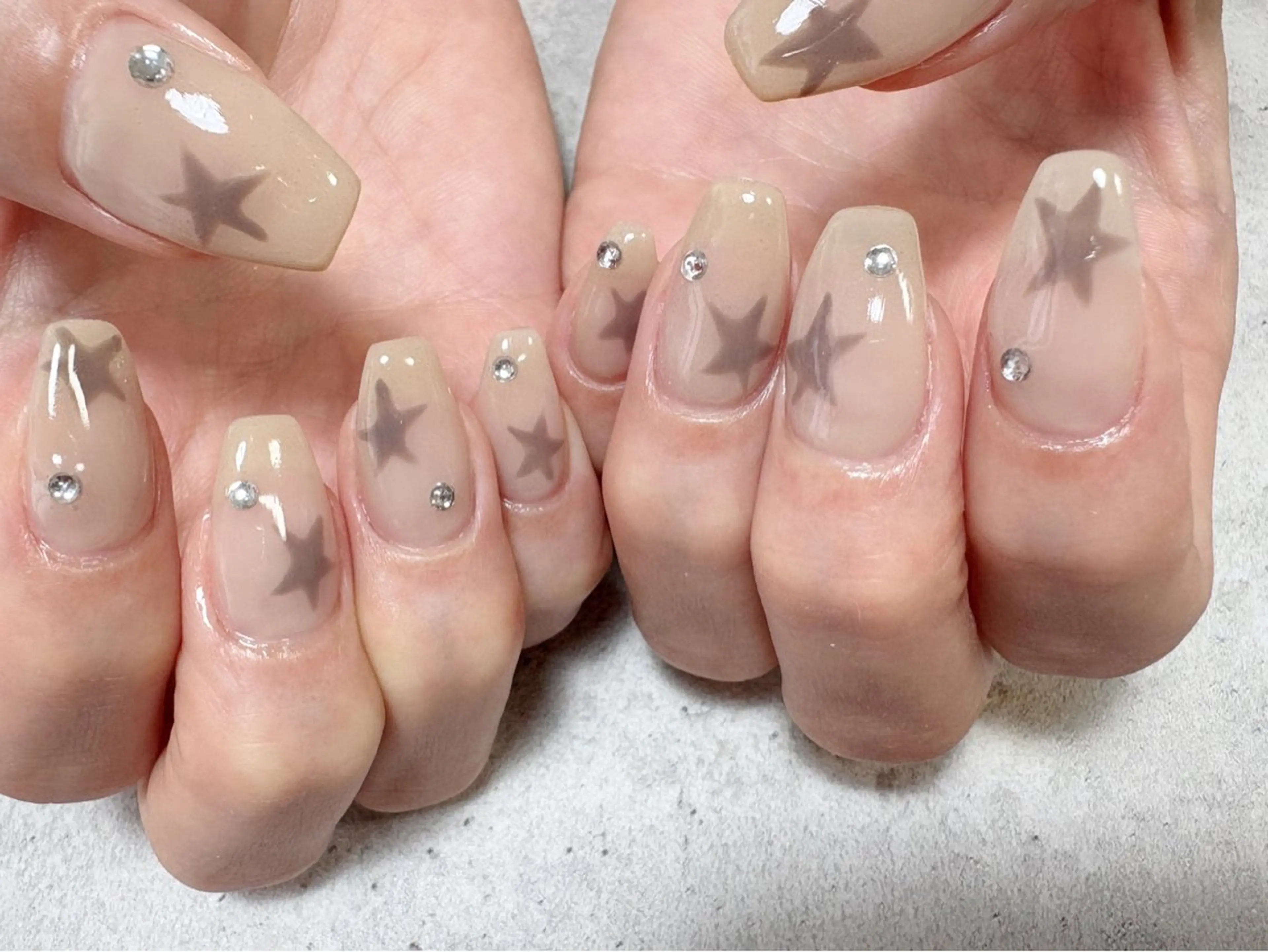 ネイル カジュアル ストーンネイル gypso.267 🌷SETO🌷のネイルデザイン