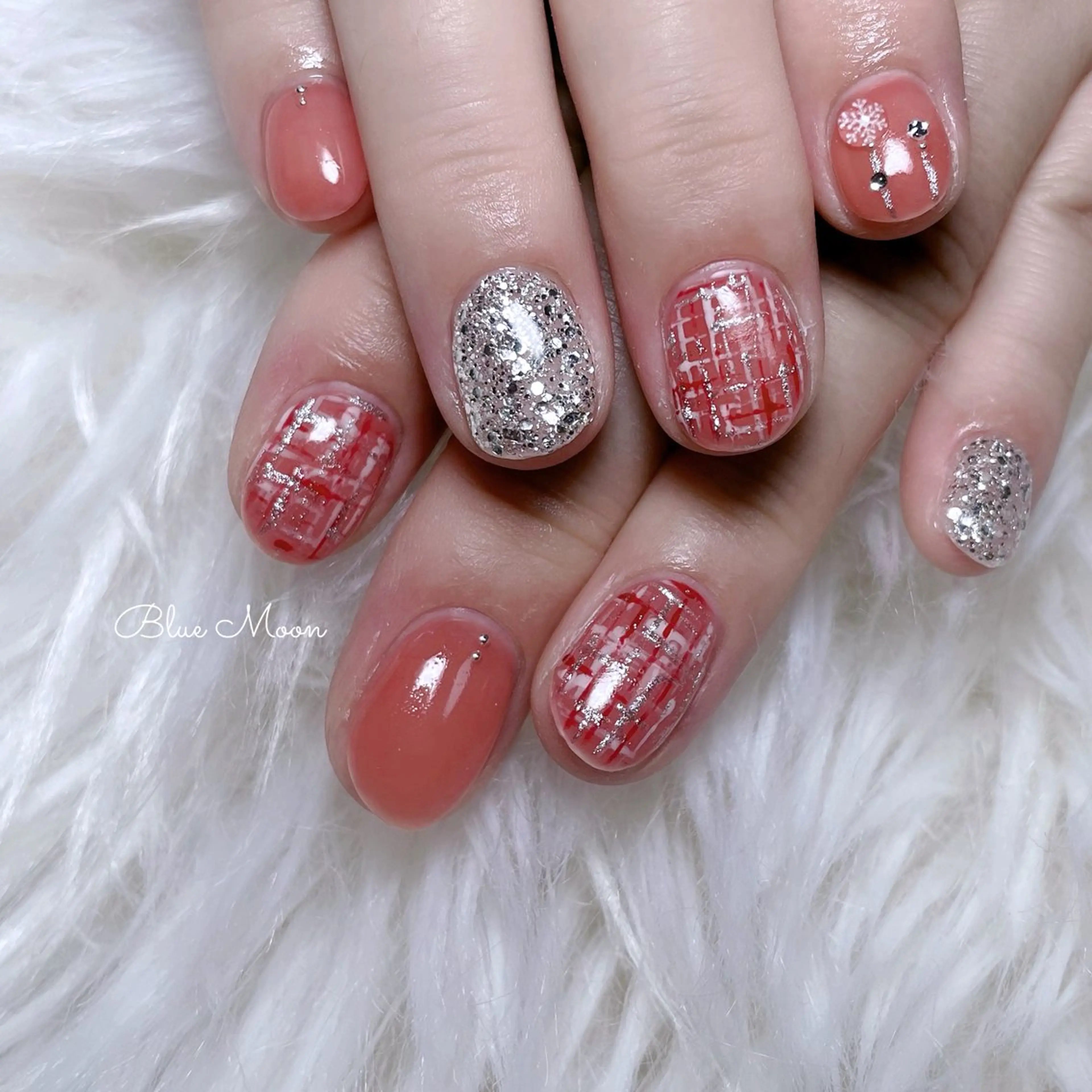 ネイル ハンドネイル フットネイル ハンドケア nail salon Blue Moonのネイルデザイン