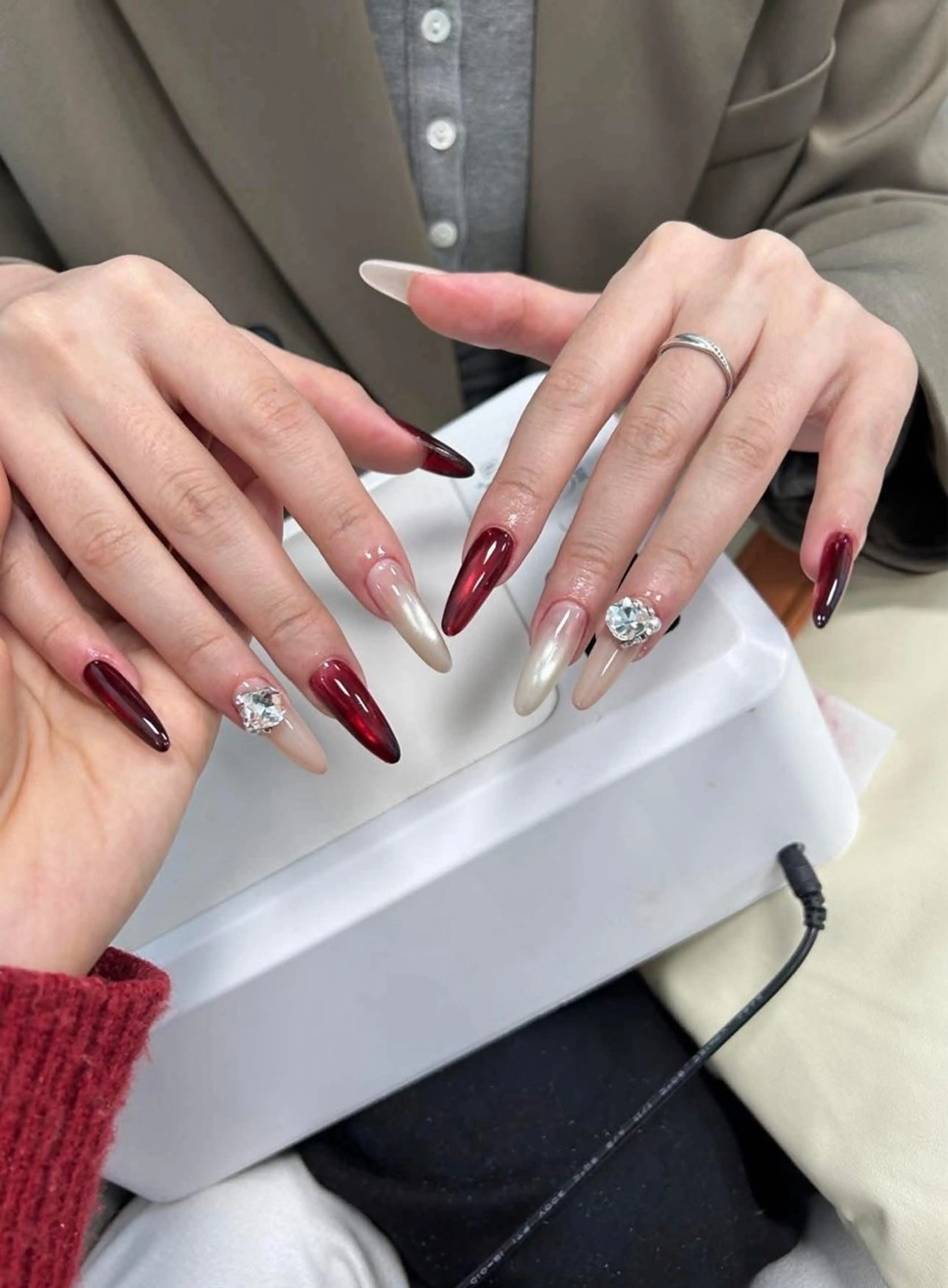 ネイル チークネイル フレンチネイル グラデーション キラキラネイル 韓国ネイル Minette nailHuongのネイルデザイン