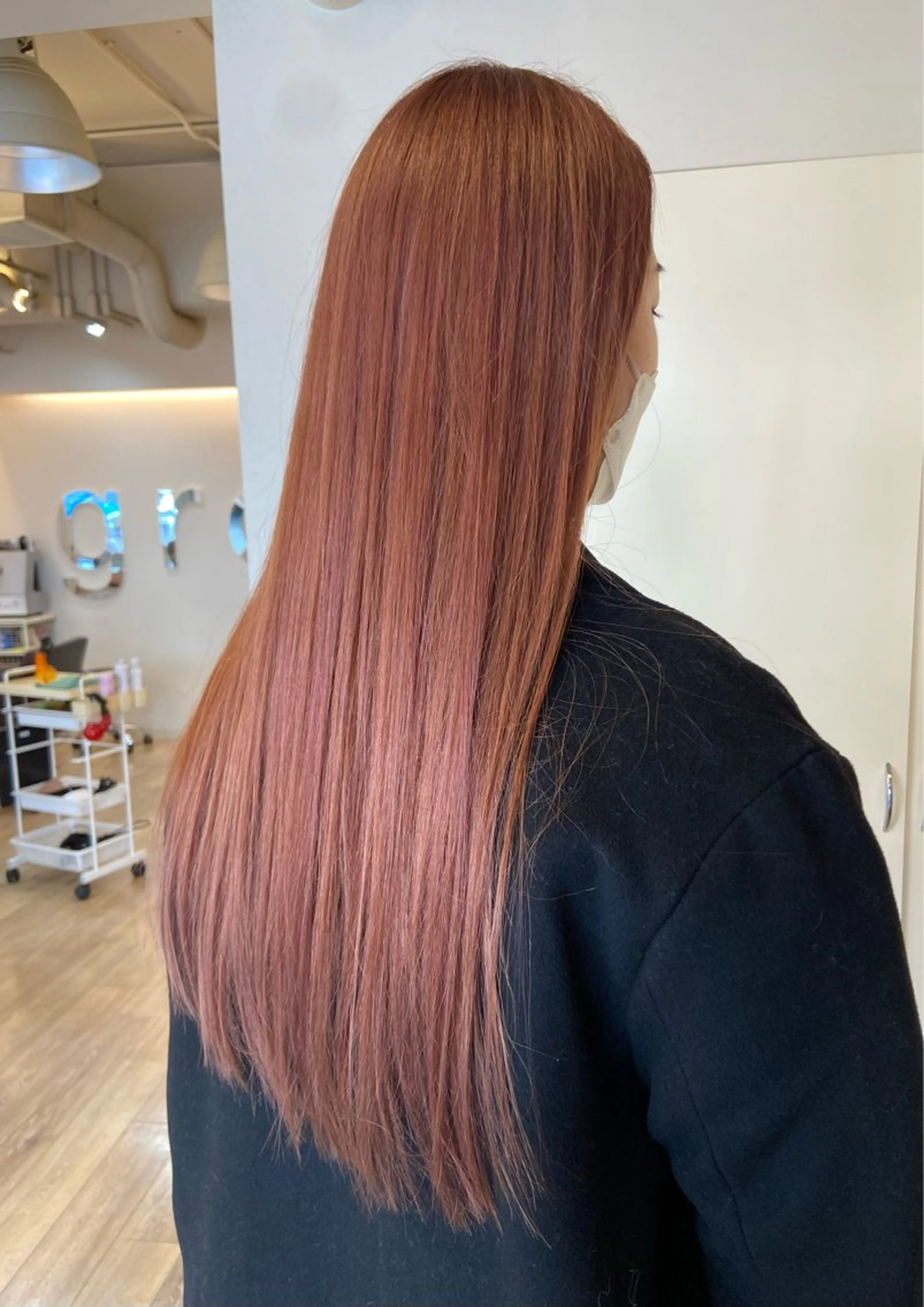 ロング カラー しみず まりかのヘアスタイル