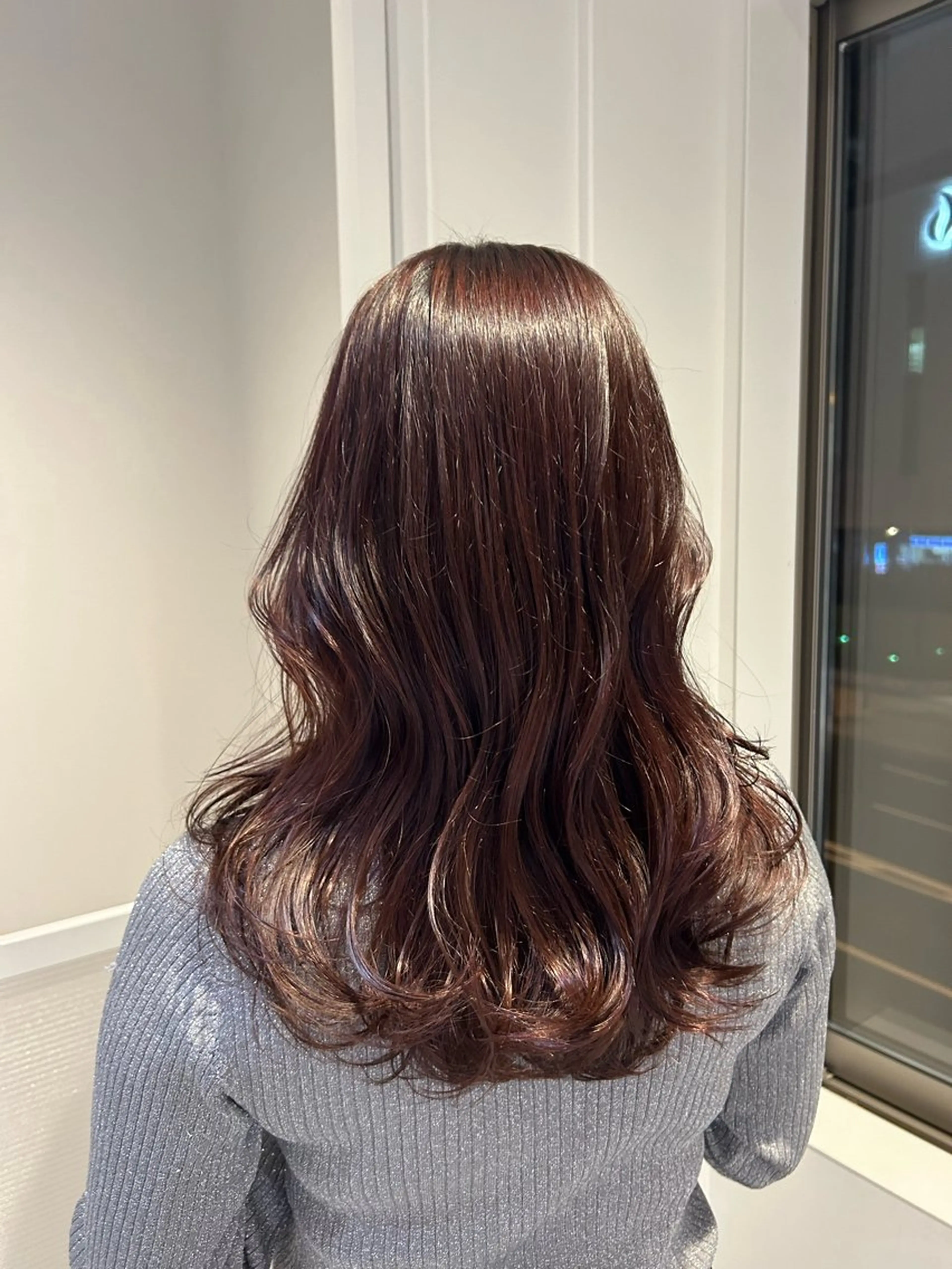 セミロング 艶髪カラー×髪質改善 🎀中島鈴菜のヘアスタイル