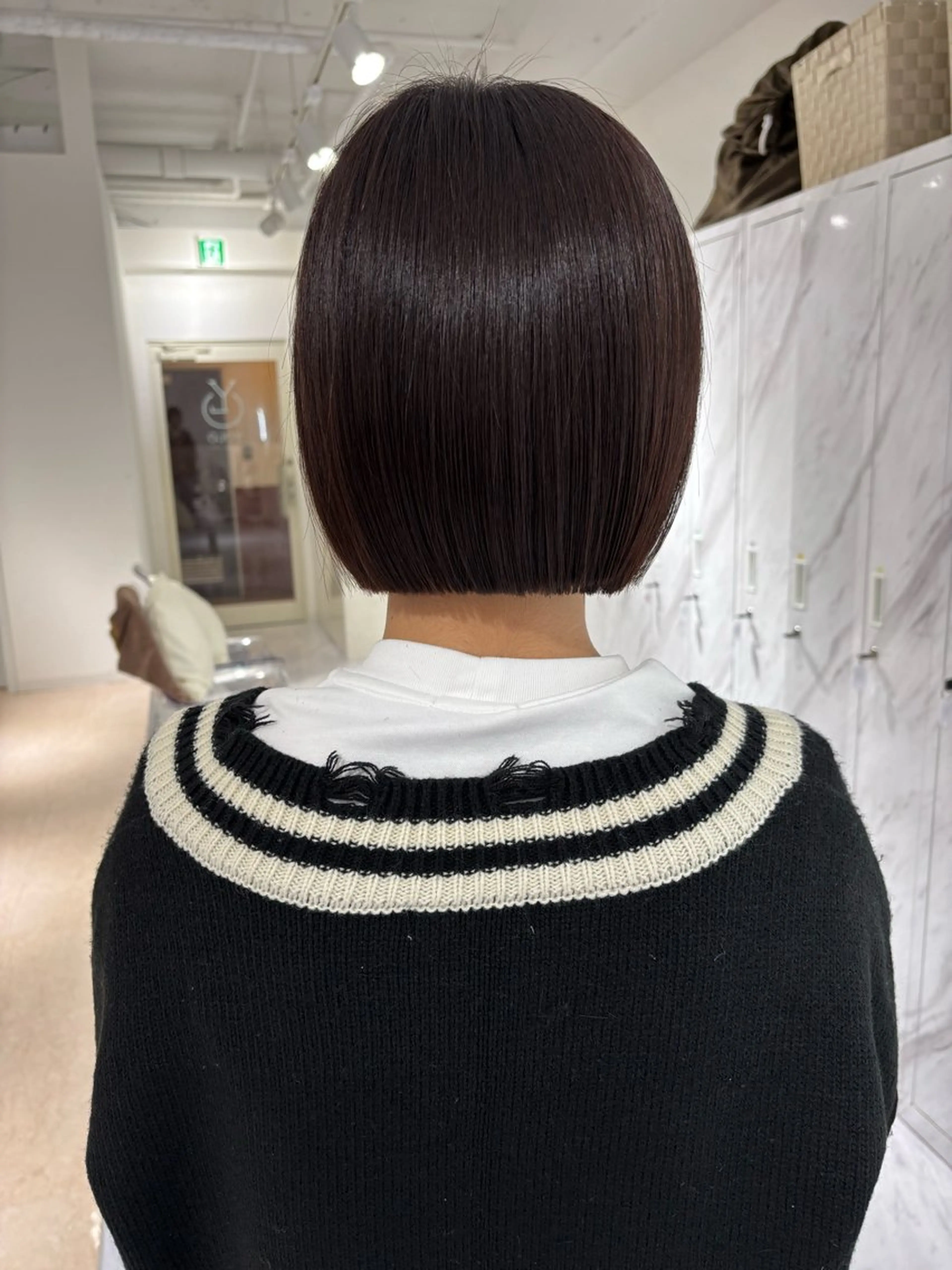 ショート レイヤーカット🤍 seriraのヘアスタイル