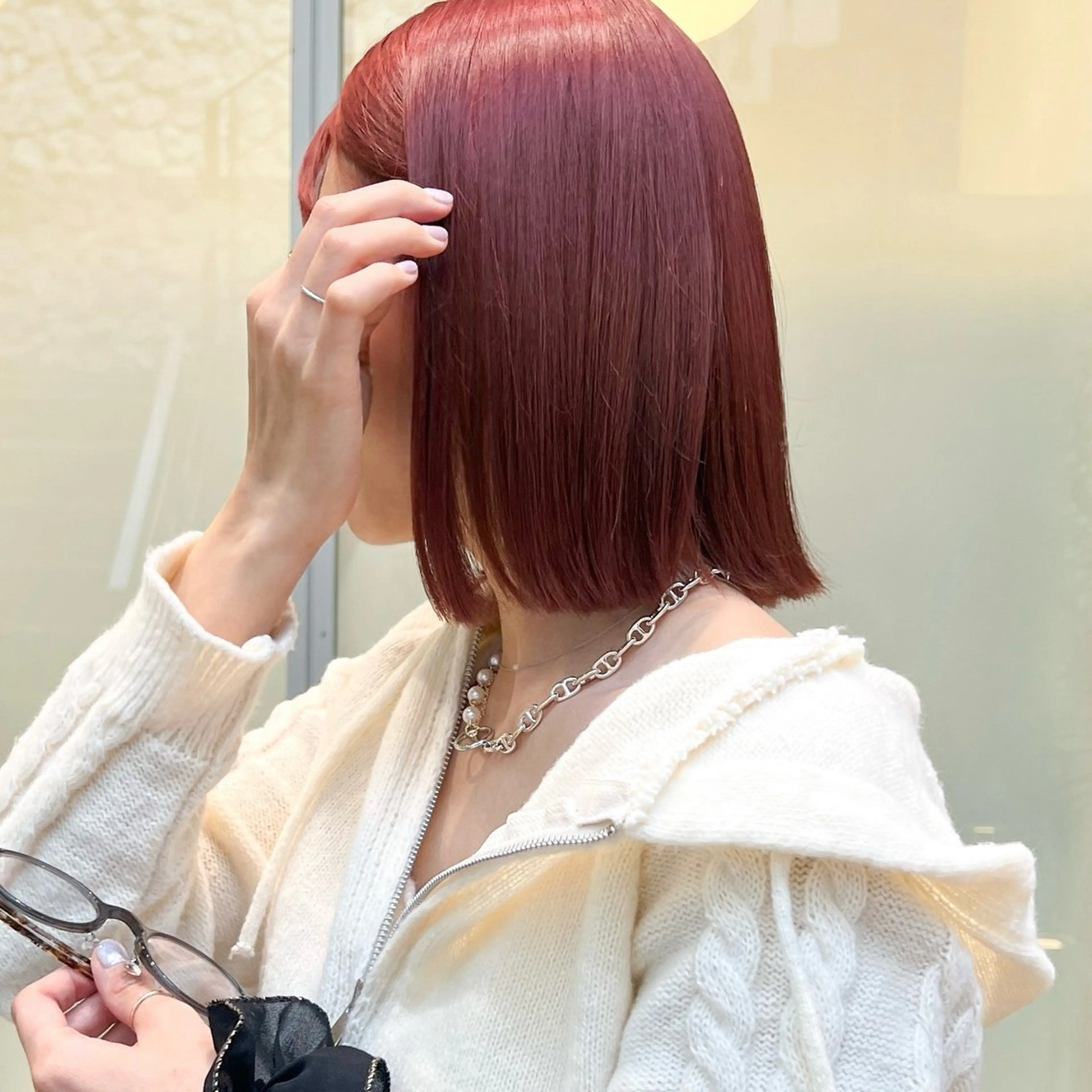 ミディアム カット ヘアカラー ボブ・レイヤー🎀 エミリのヘアスタイル
