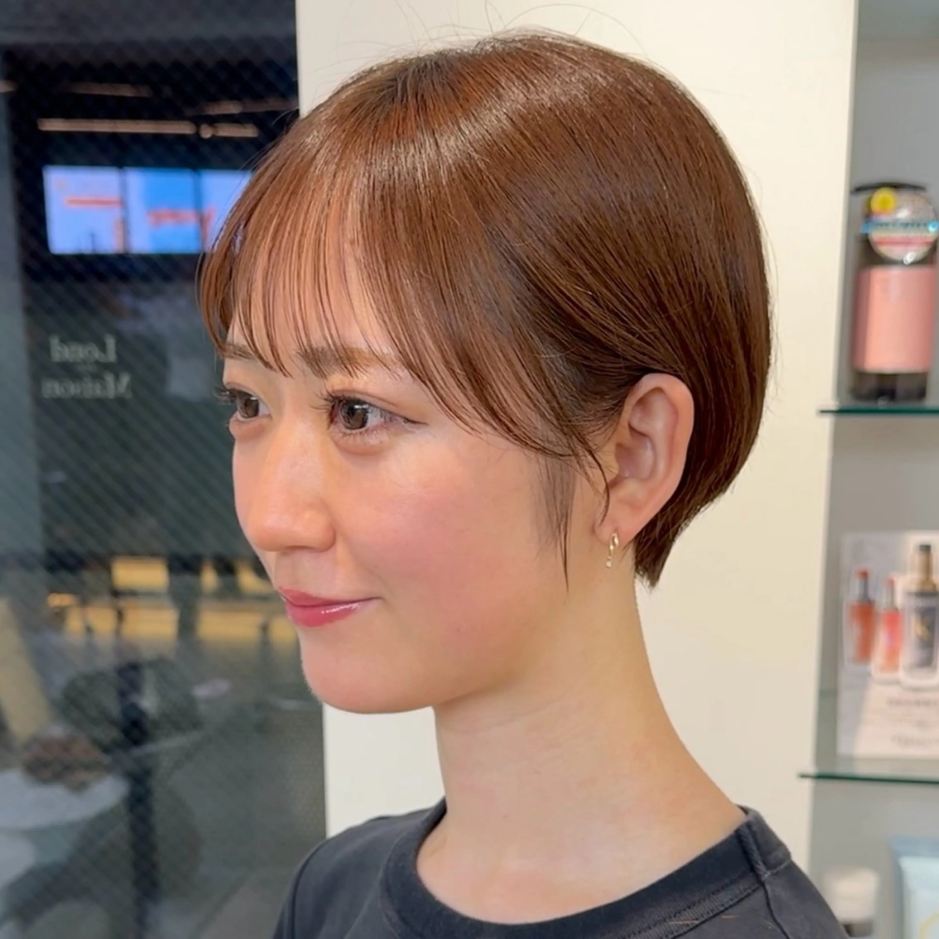 ショート カラー ショートボブ 丸みショート 透明感カラー ボブ ショートヘア カット 縮毛矯正 トリートメント ショート/ボブ/パー マ原宿🪷Akinaのヘアスタイル