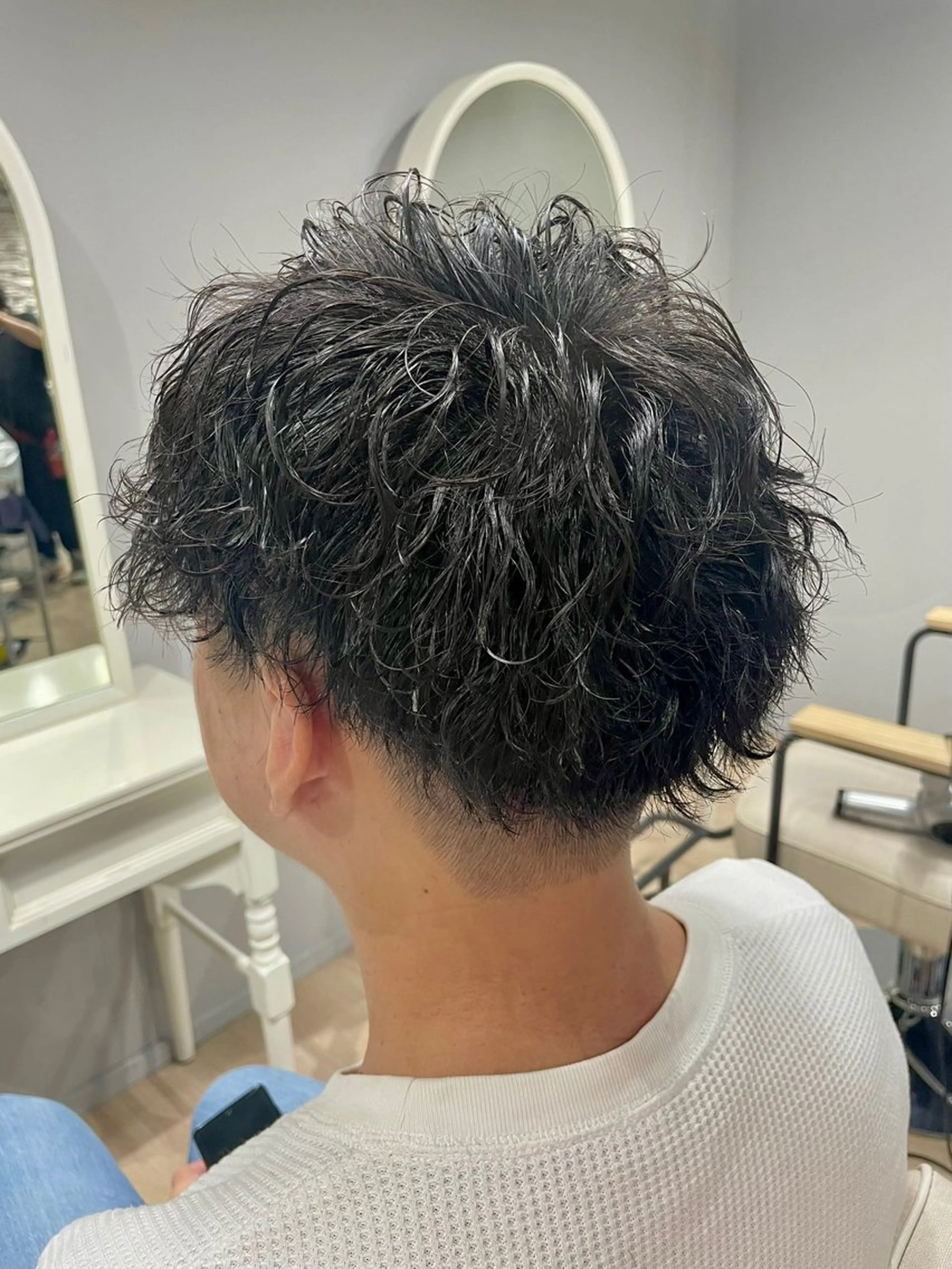 ショート メンズ メンズパーマ 波巻きパーマ 鵜飼 未玖のヘアスタイル
