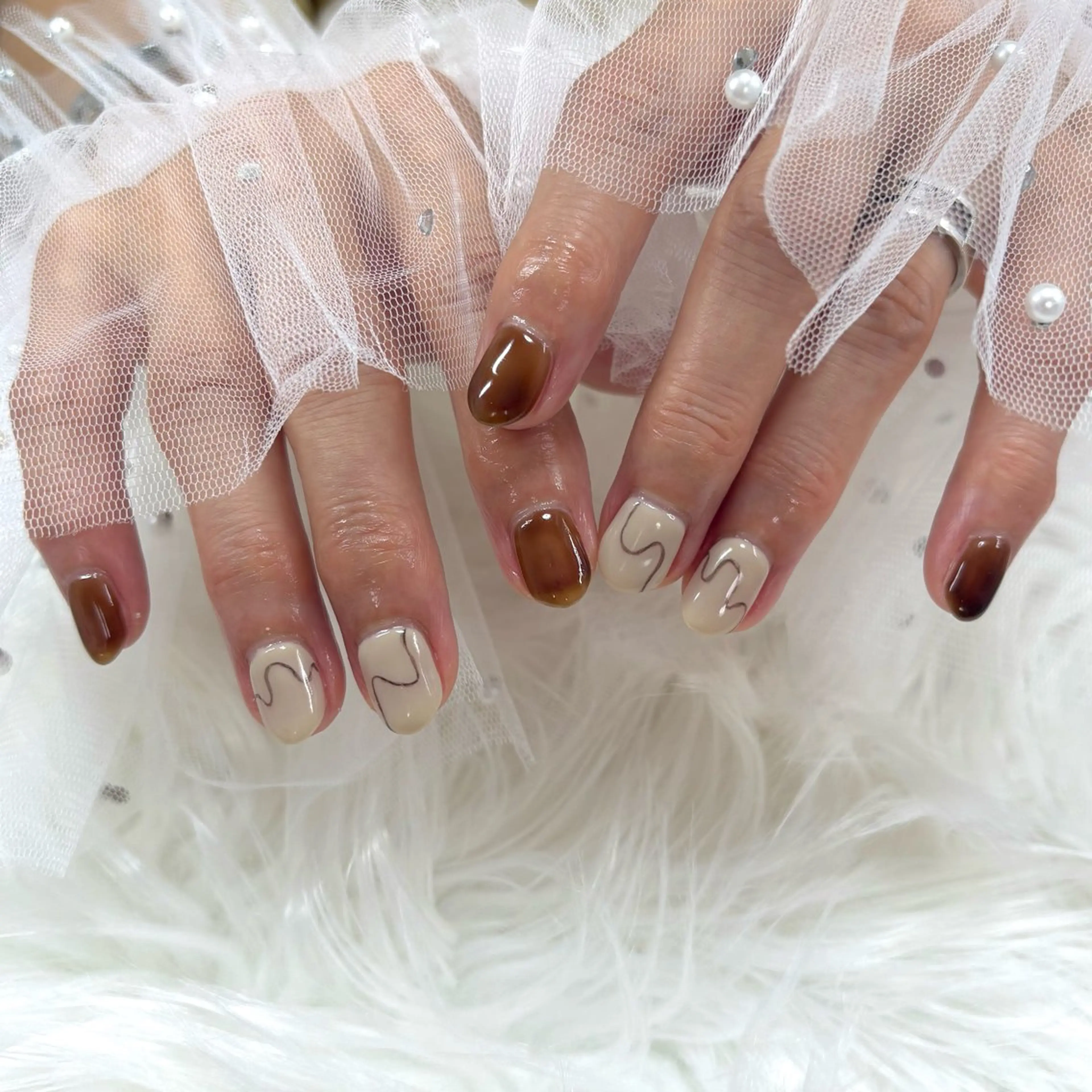 ネイル ニュアンスネイル ハンドネイル SHINE nail salonのネイルデザイン