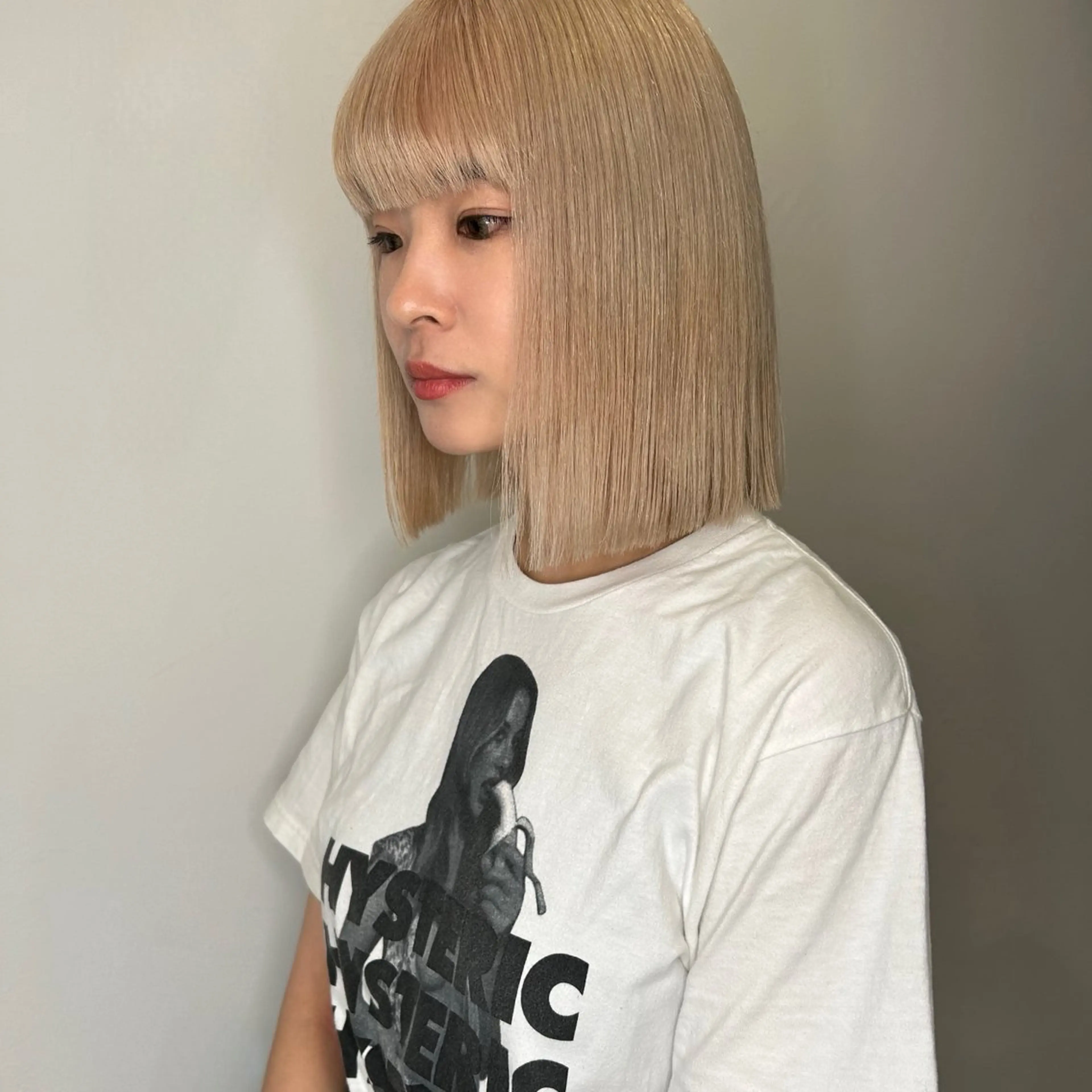 ミディアム カラー 透明感カラー/レイヤ ー🌙Honokaのヘアスタイル