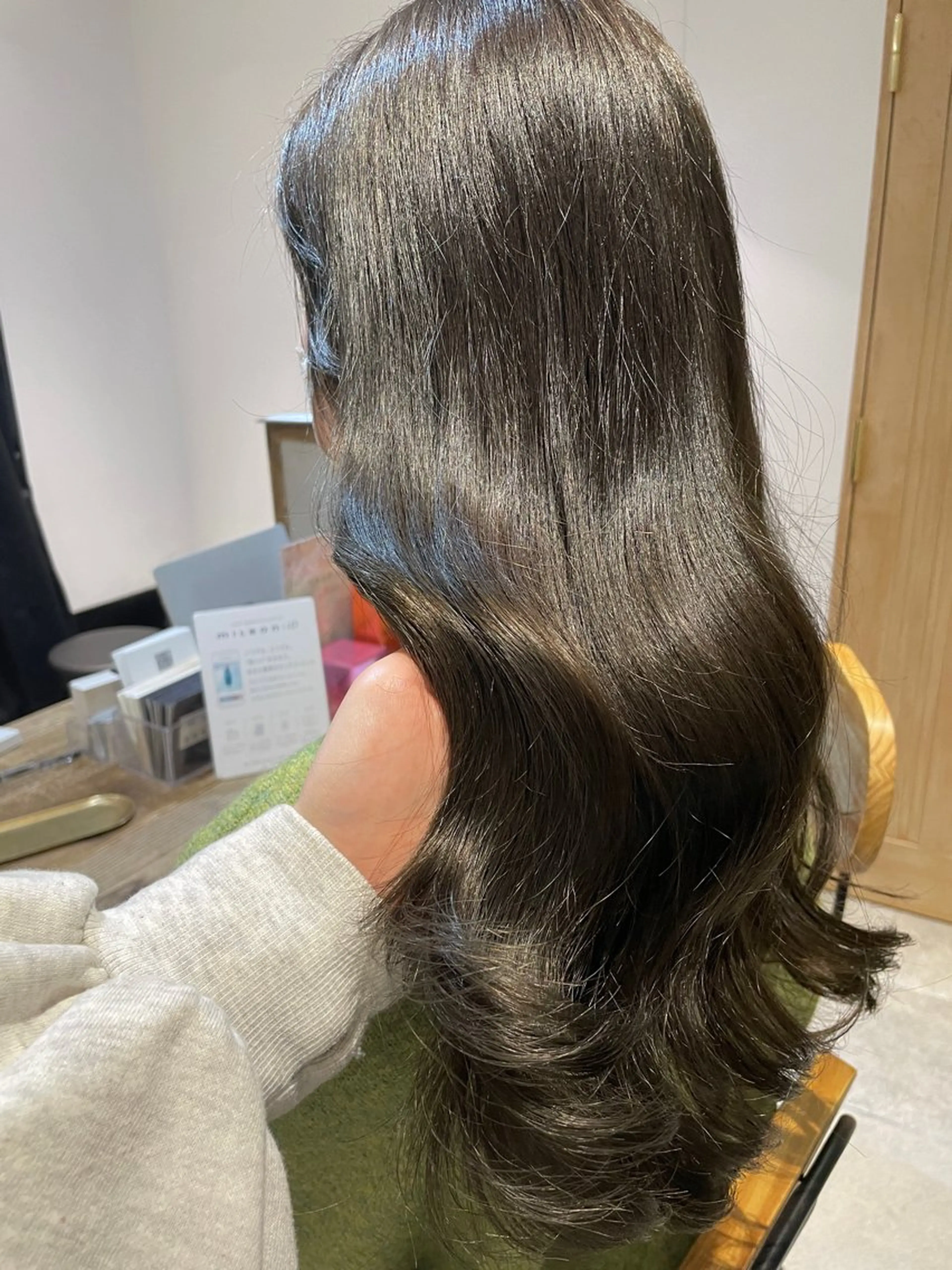 ロング カラー カット ヘアカラー トリートメント newi梅田🫧韓国 ヘア🫧sakiのヘアスタイル