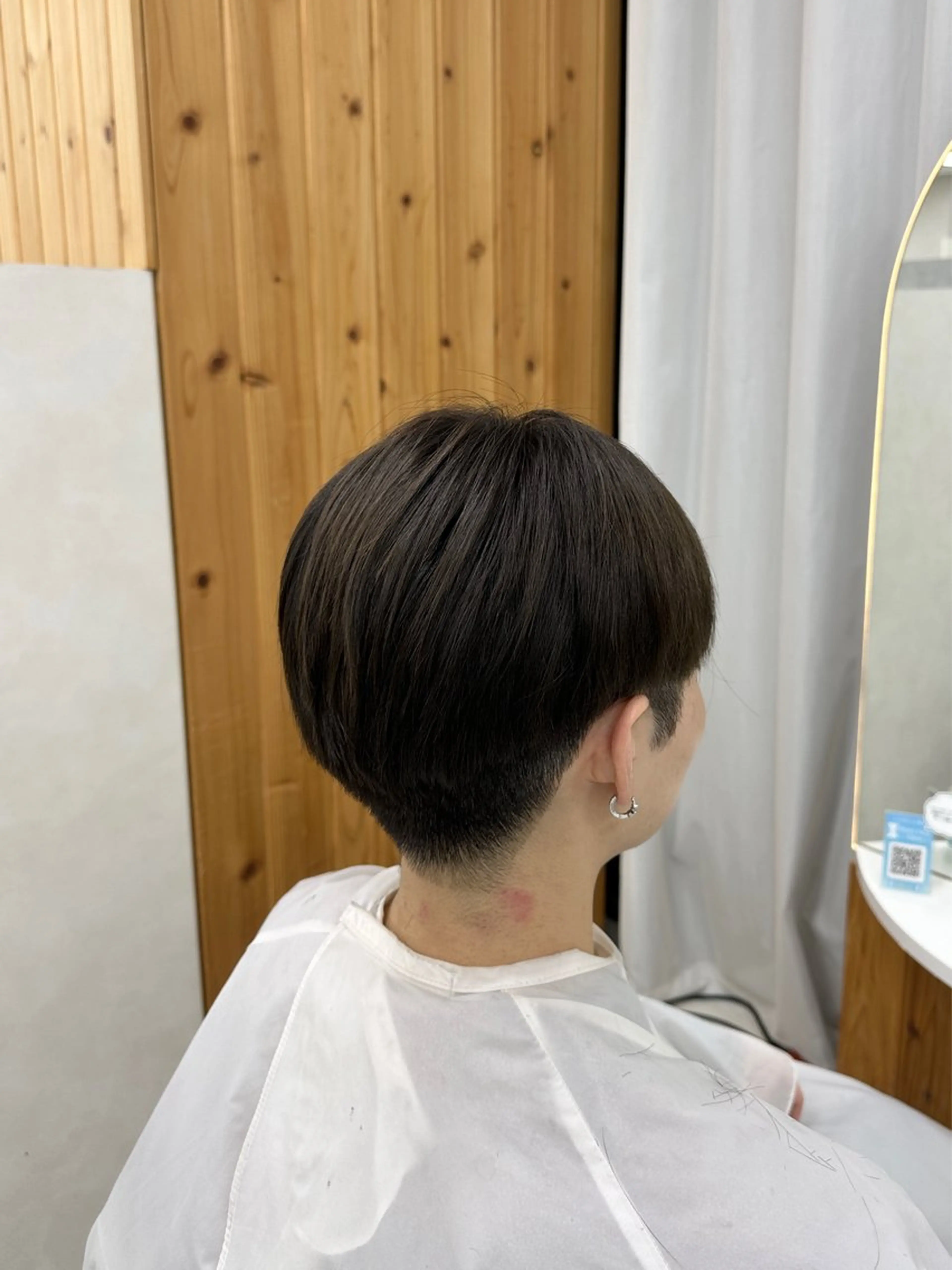 ショート メンズ マッシュ 刈り上げ 大場 賀句のヘアスタイル