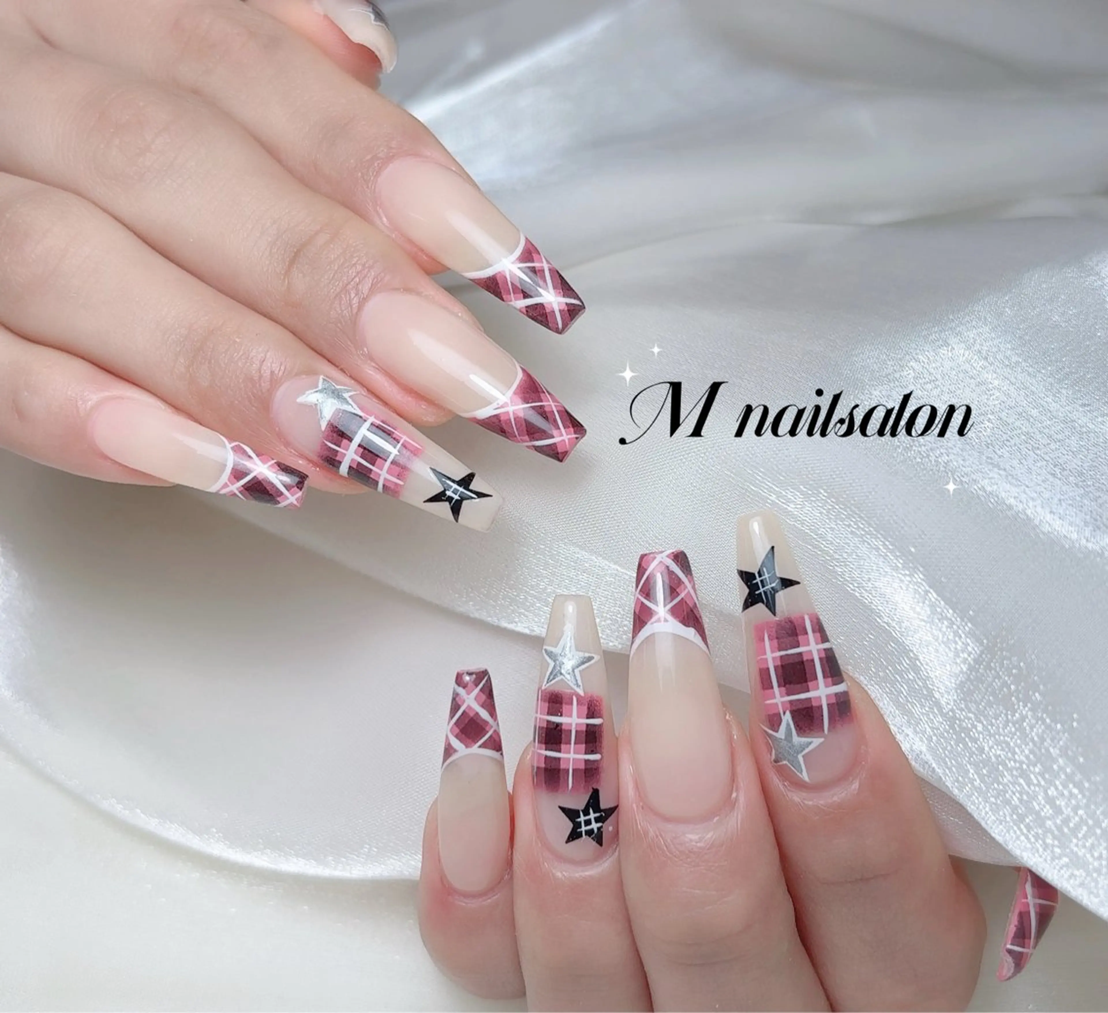 ネイル M🌷nail 長さだし専門店のネイルデザイン