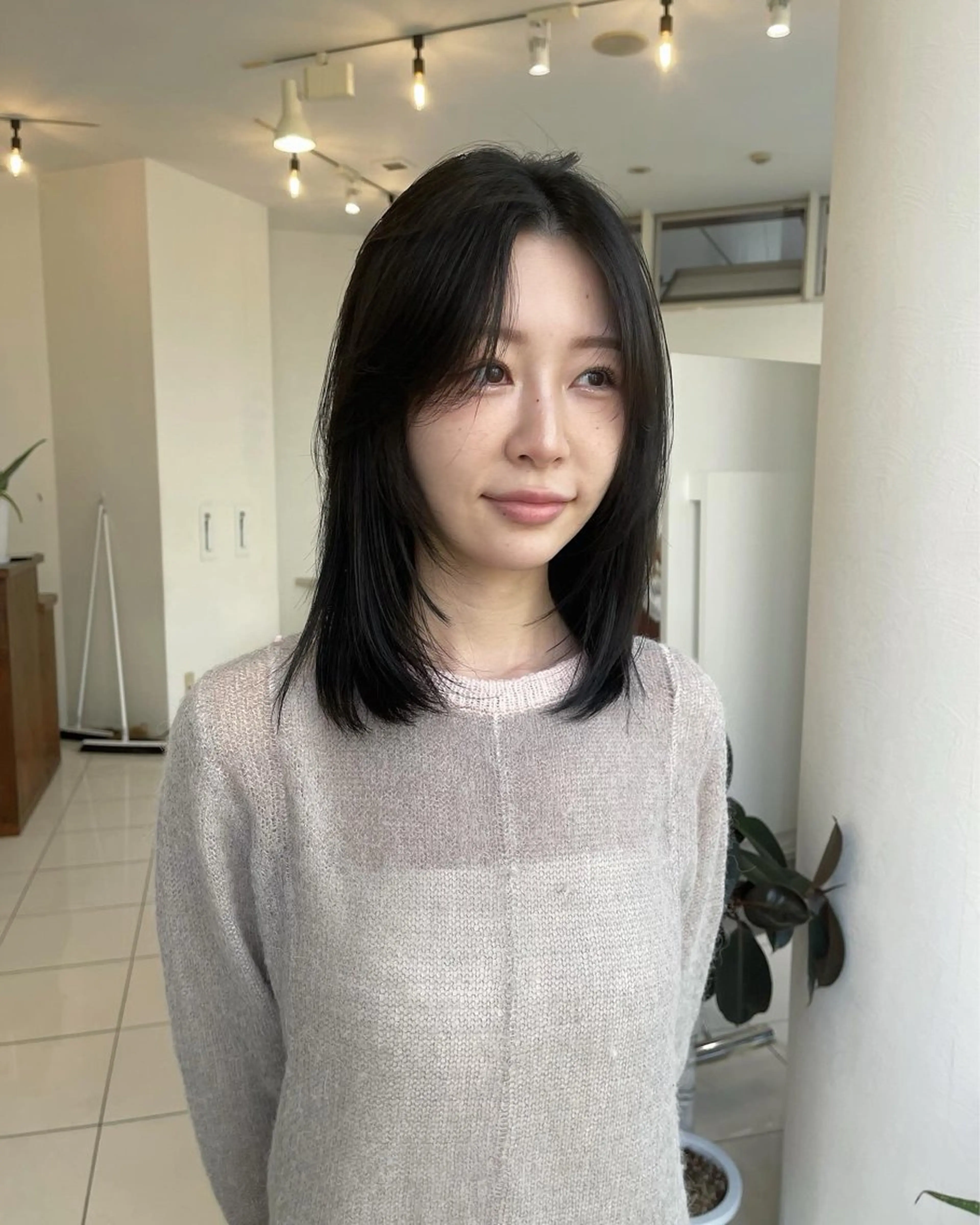 ミディアム カラー レイヤーカット カット ヘアカラー トリートメント 丁寧なカウンセリング 🌿KENTA🌿のヘアスタイル