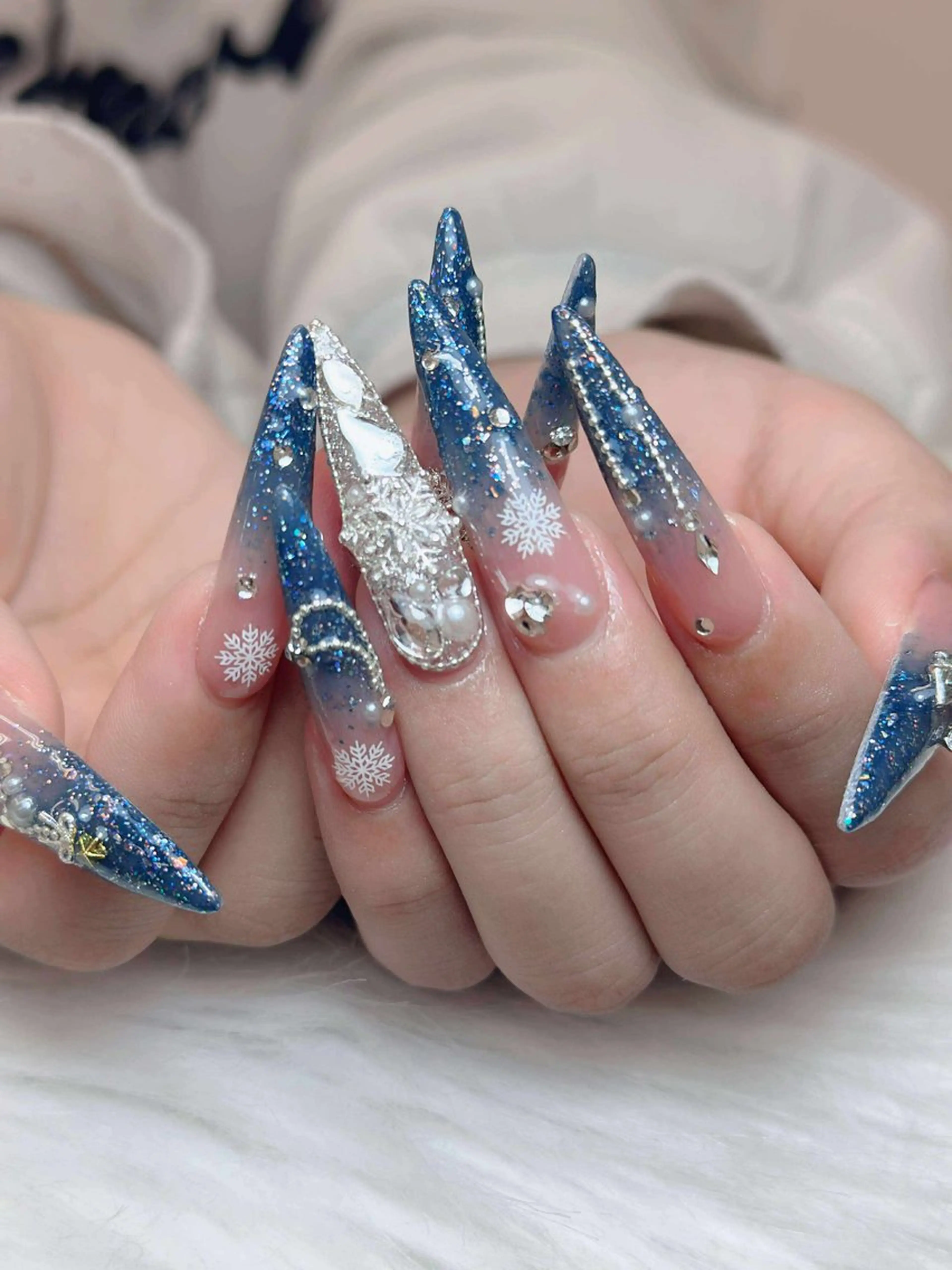 ネイル アートネイル 成人式 ジェルネイル ニュアンスネイル 夏ネイル ハンドネイル Jenn Nail Salonのネイルデザイン