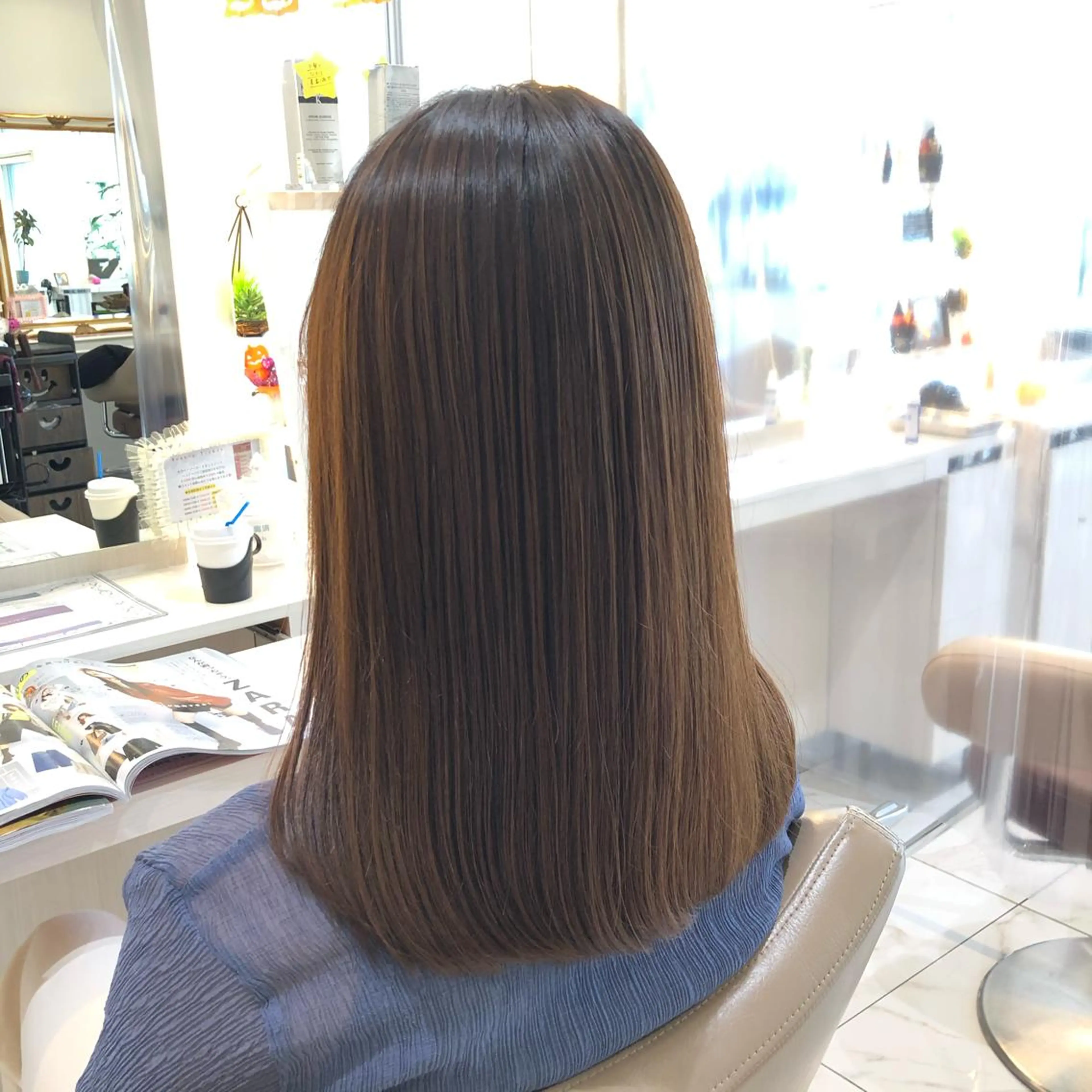 ミディアム パーマ 髪質改善 縮毛矯正 ストレートパーマ 安井　昴 💫ブリーチ縮毛矯正のヘアスタイル