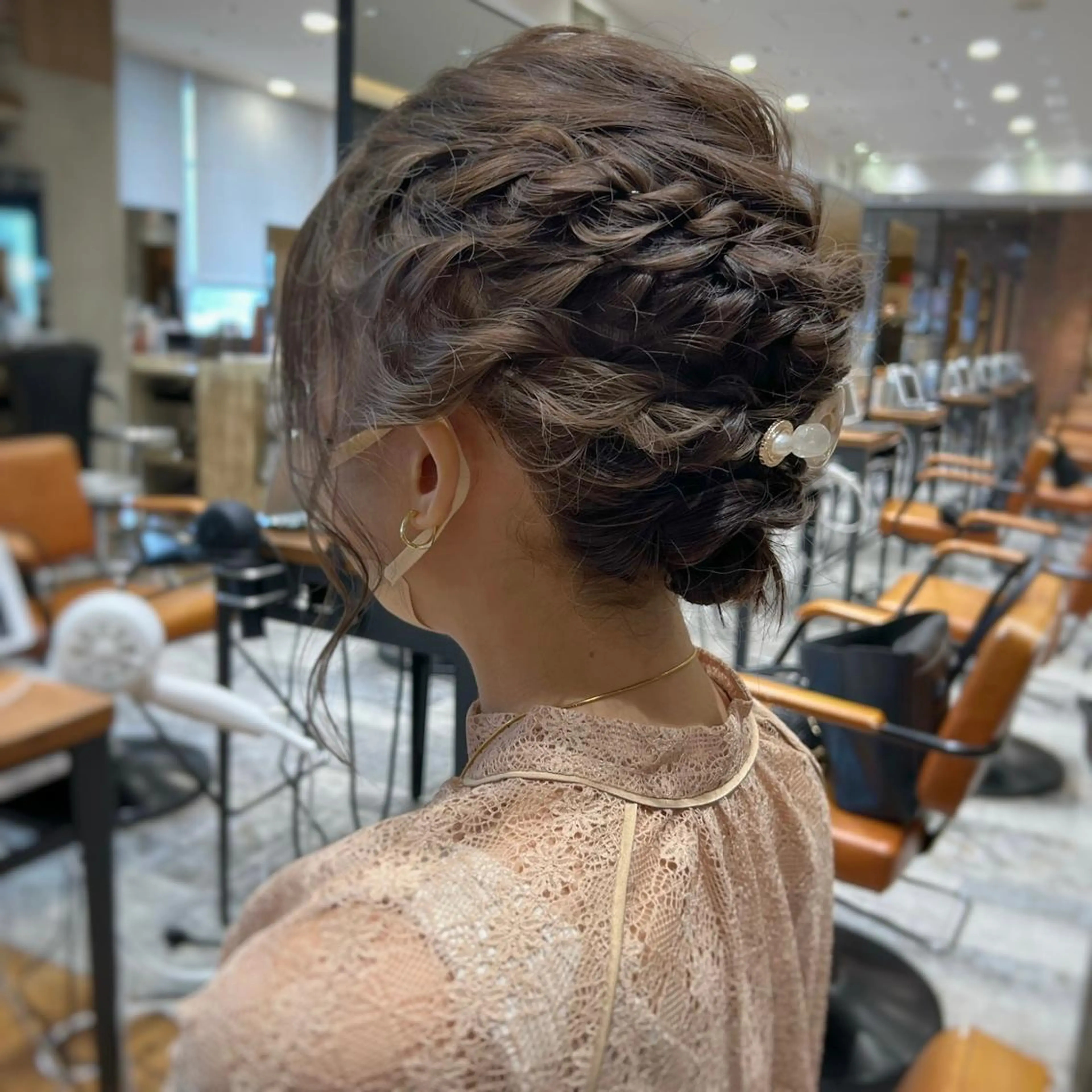 ミディアム ヘアセット 💍新宿ショート 💍岩田莉奈のヘアスタイル