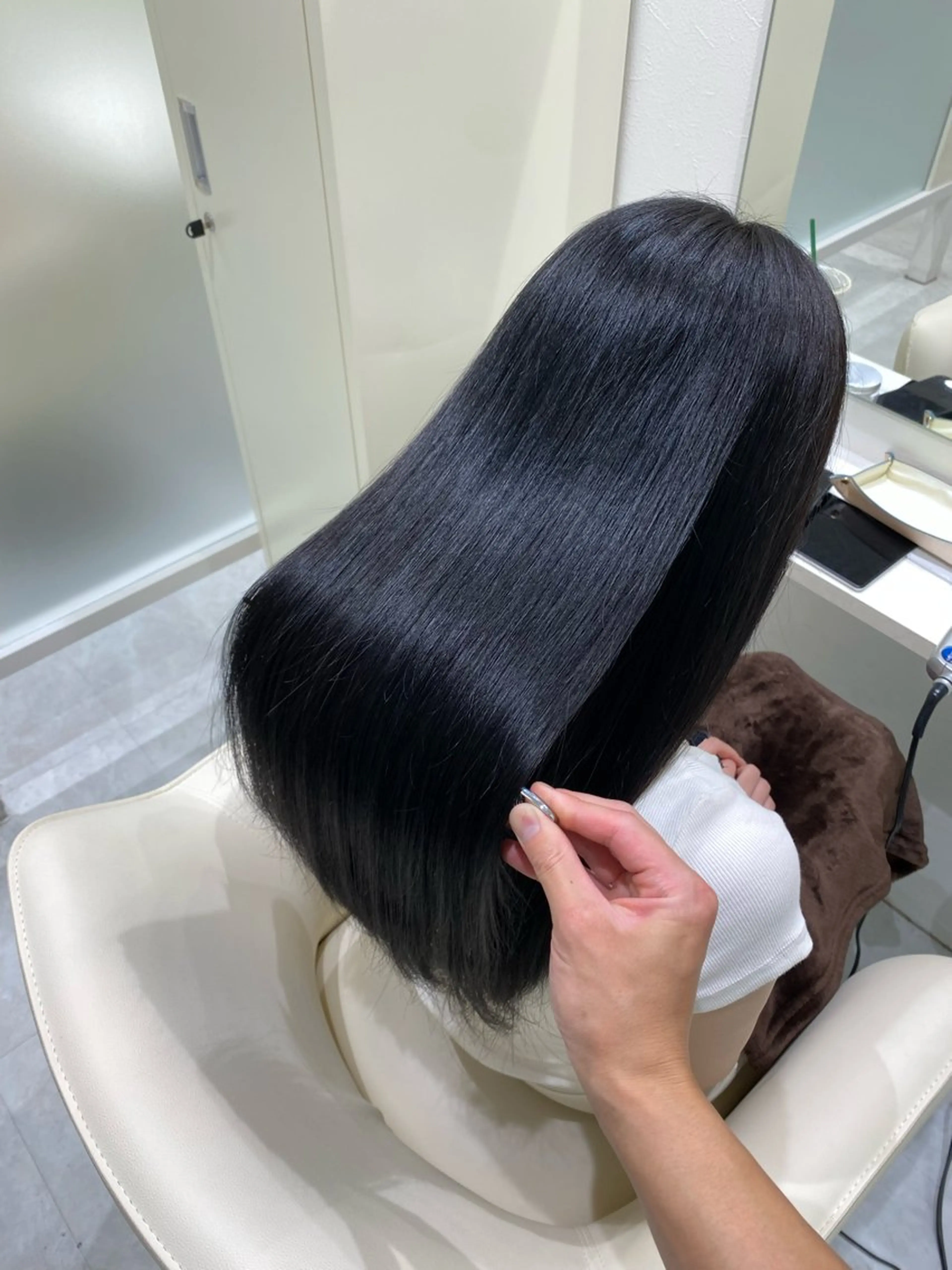 ロング 山岡 翔冴のヘアスタイル